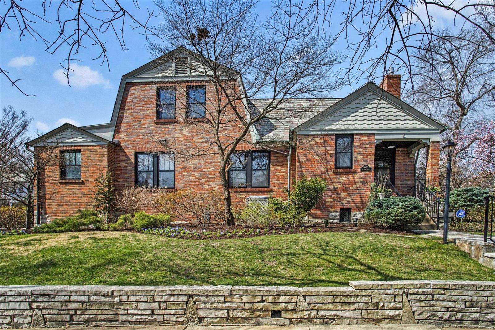 Davis Place - Residential