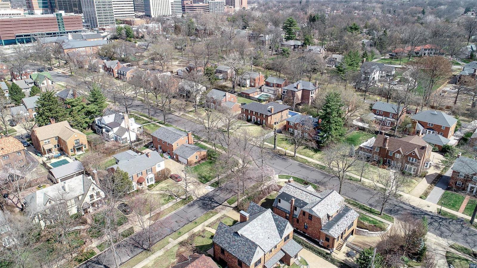 Davis Place - Residential