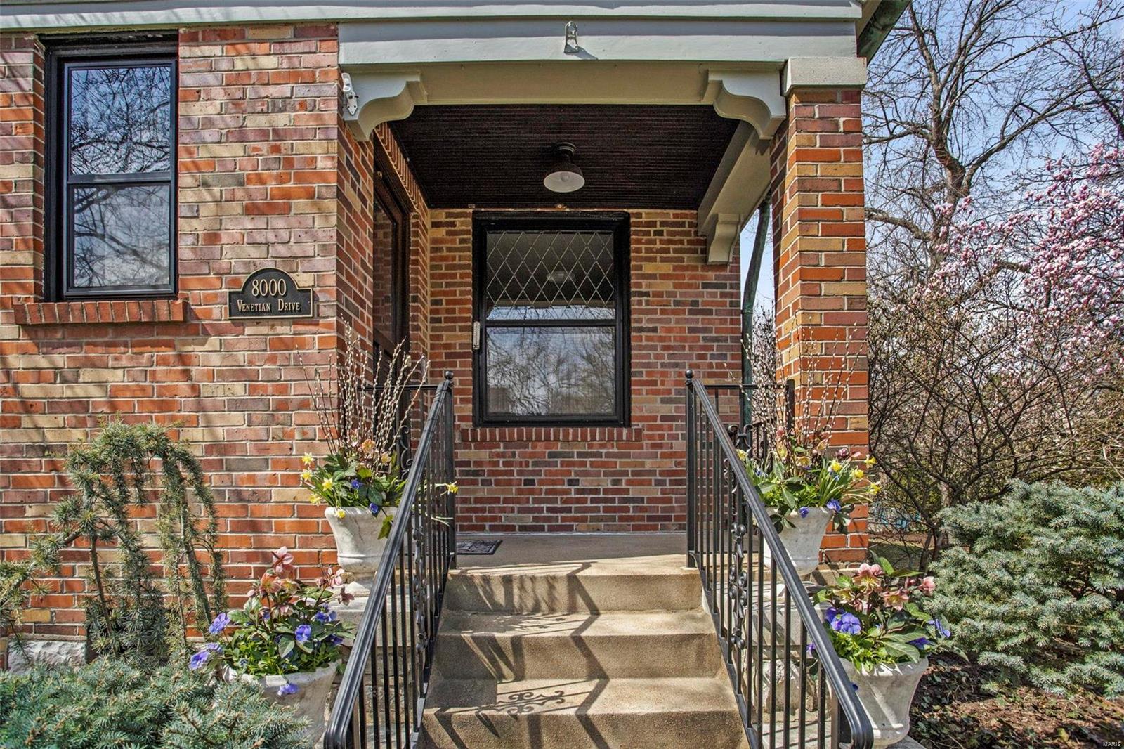 Davis Place - Residential