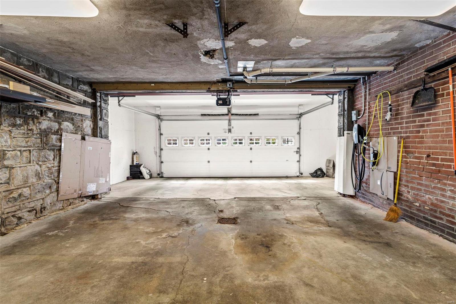 Davis Place - Residential