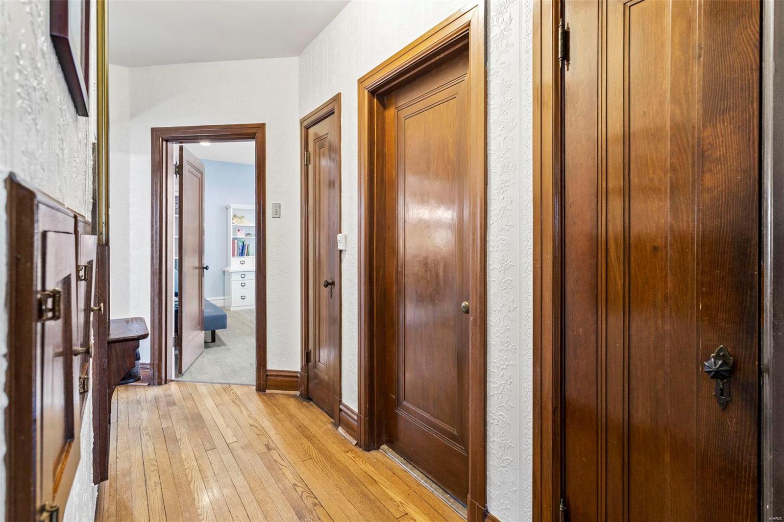 Davis Place - Residential