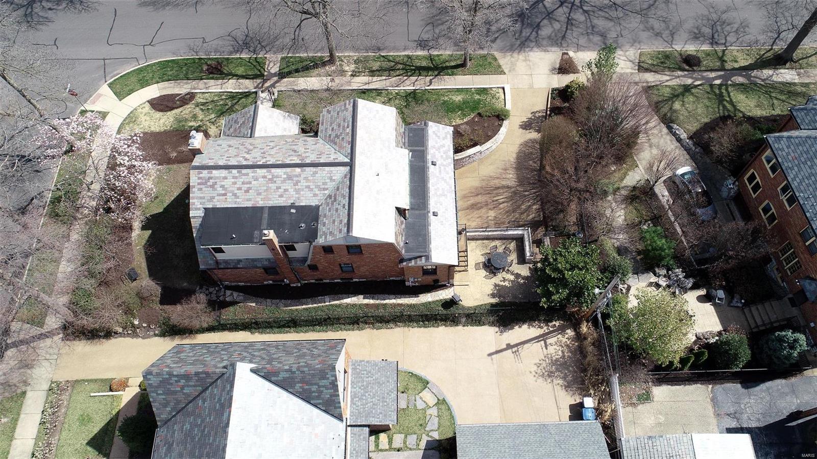 Davis Place - Residential