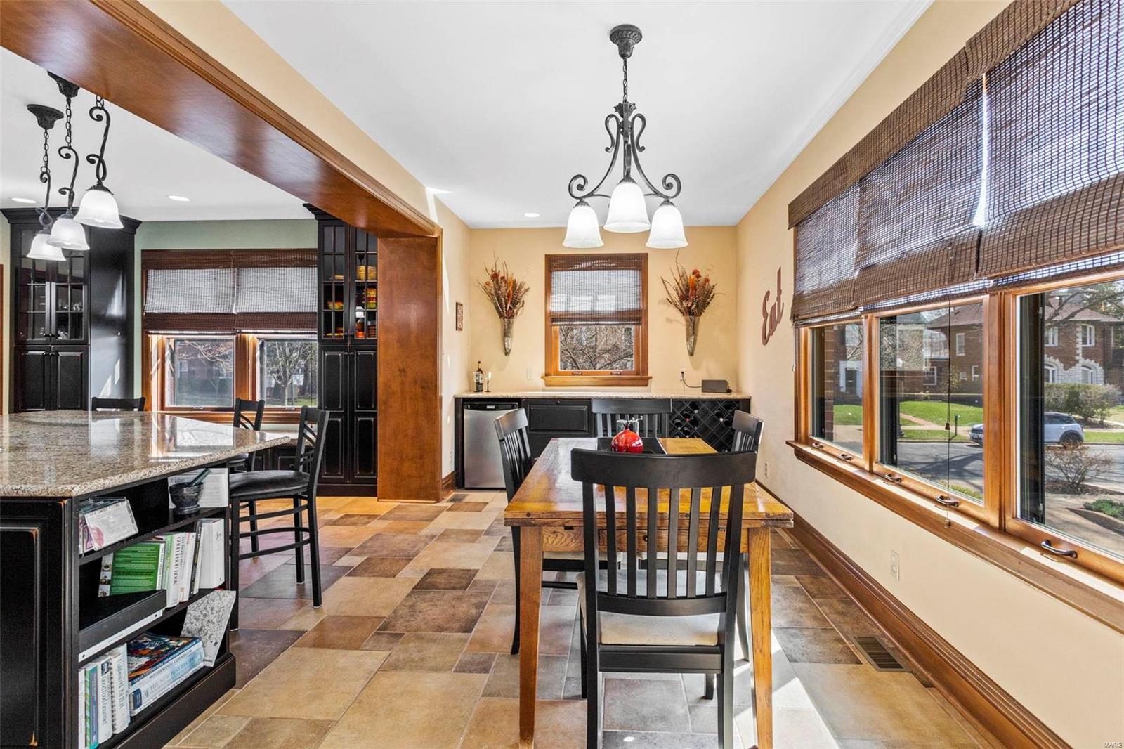 Davis Place - Residential