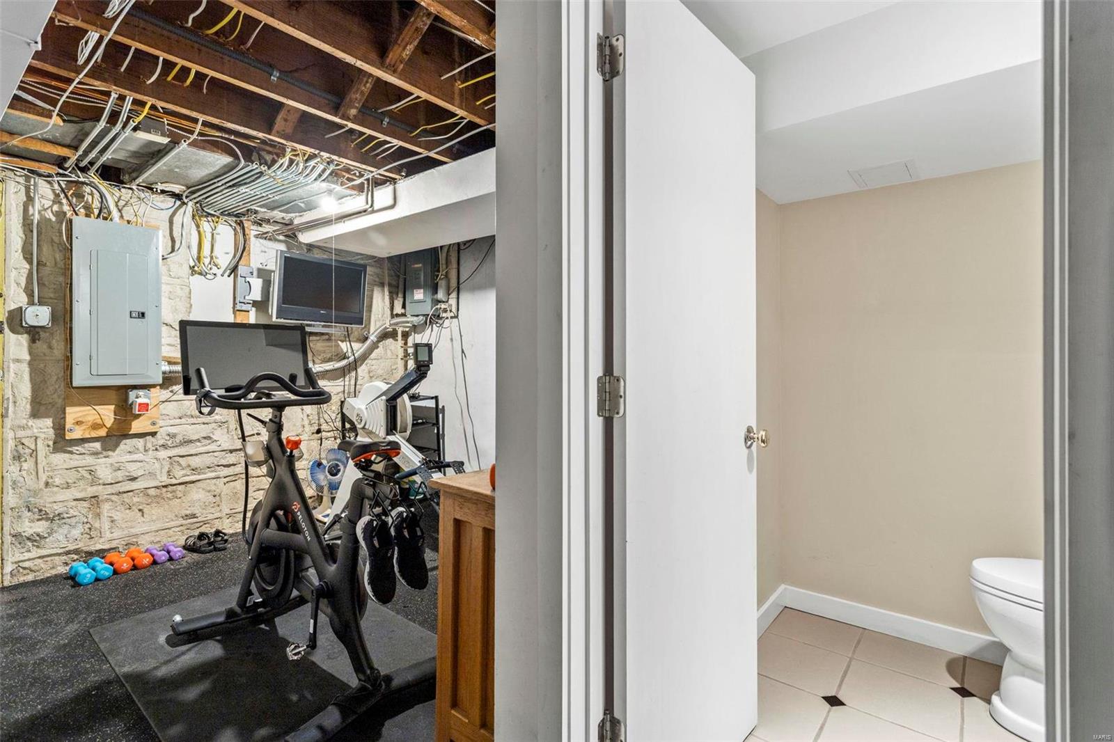 Davis Place - Residential