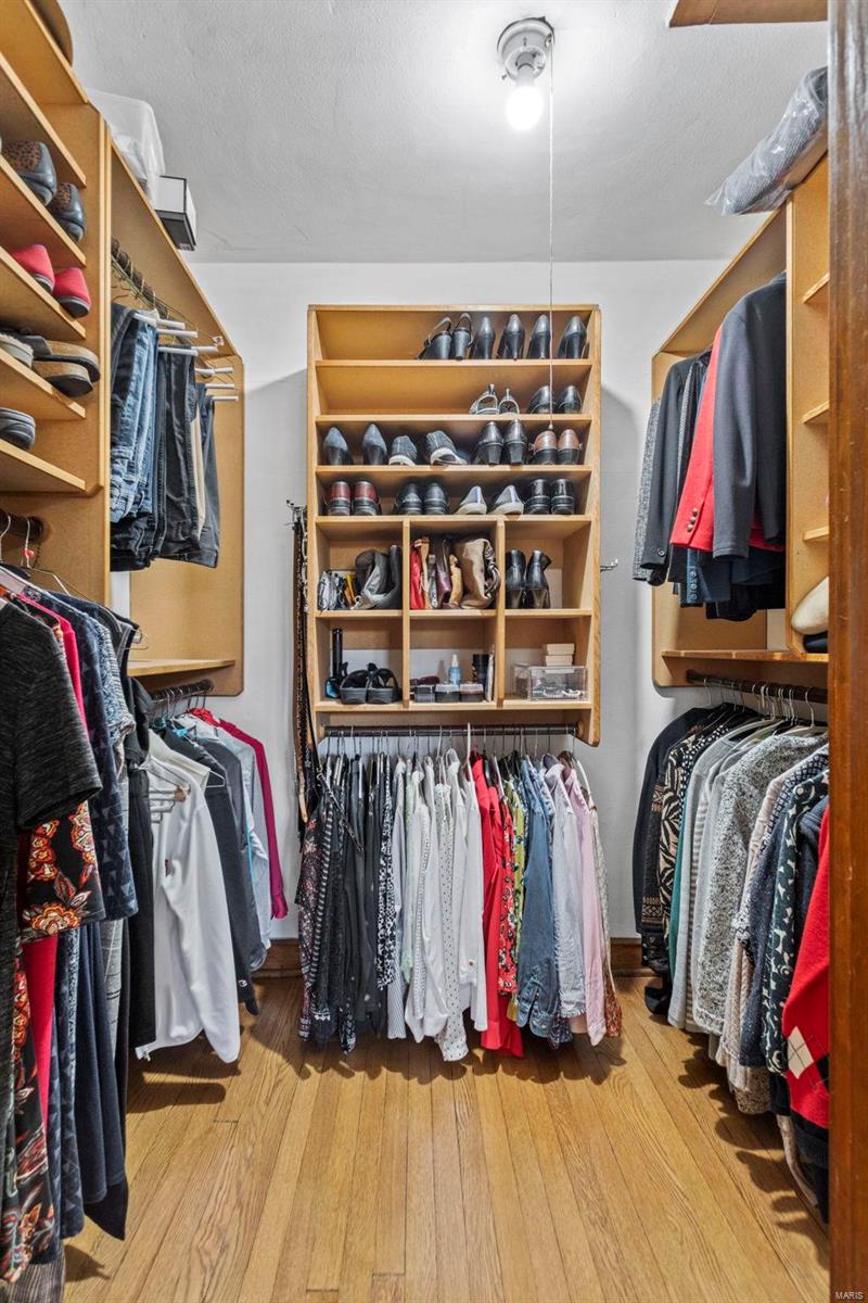 Davis Place - Residential