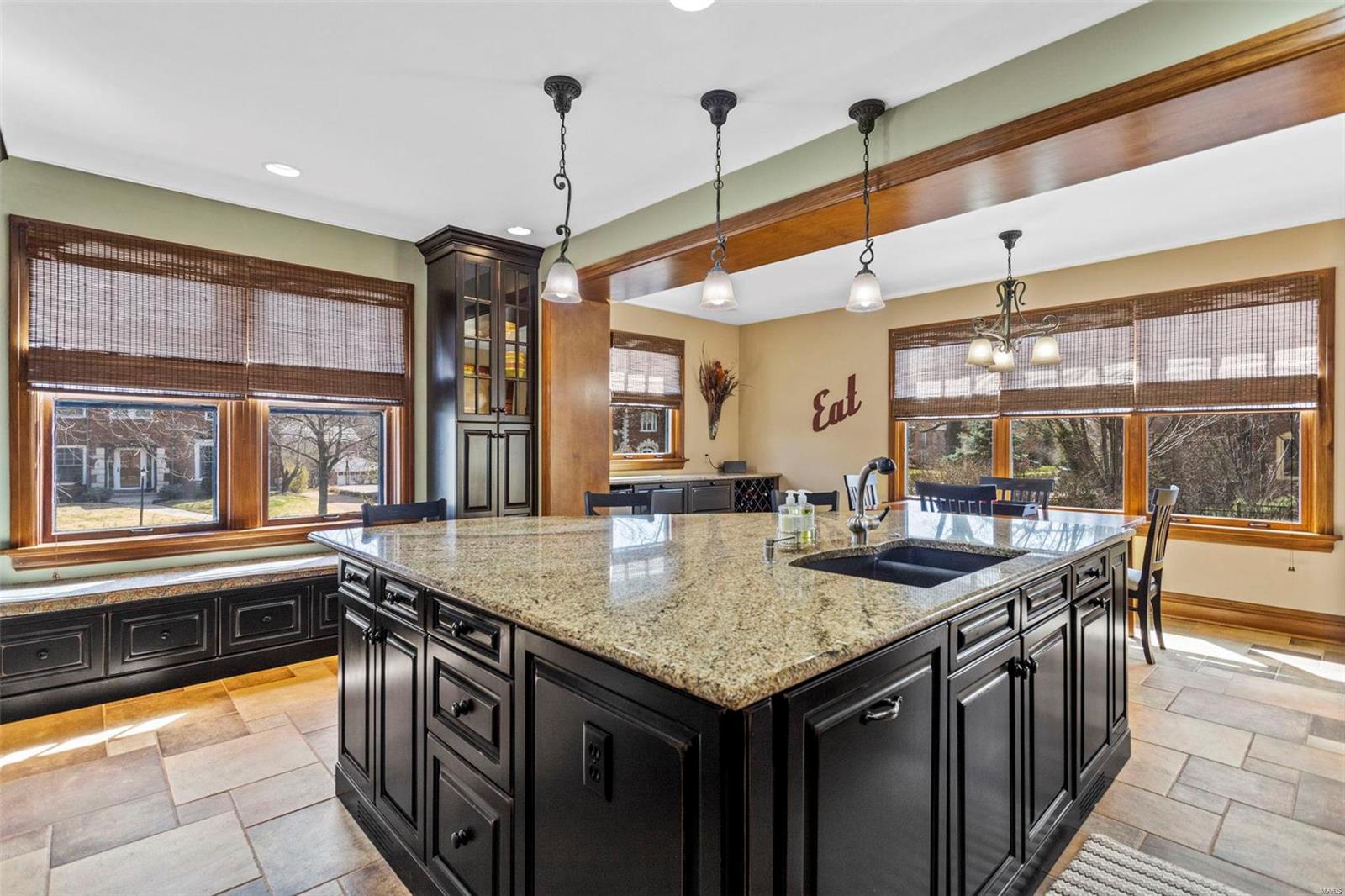 Davis Place - Residential