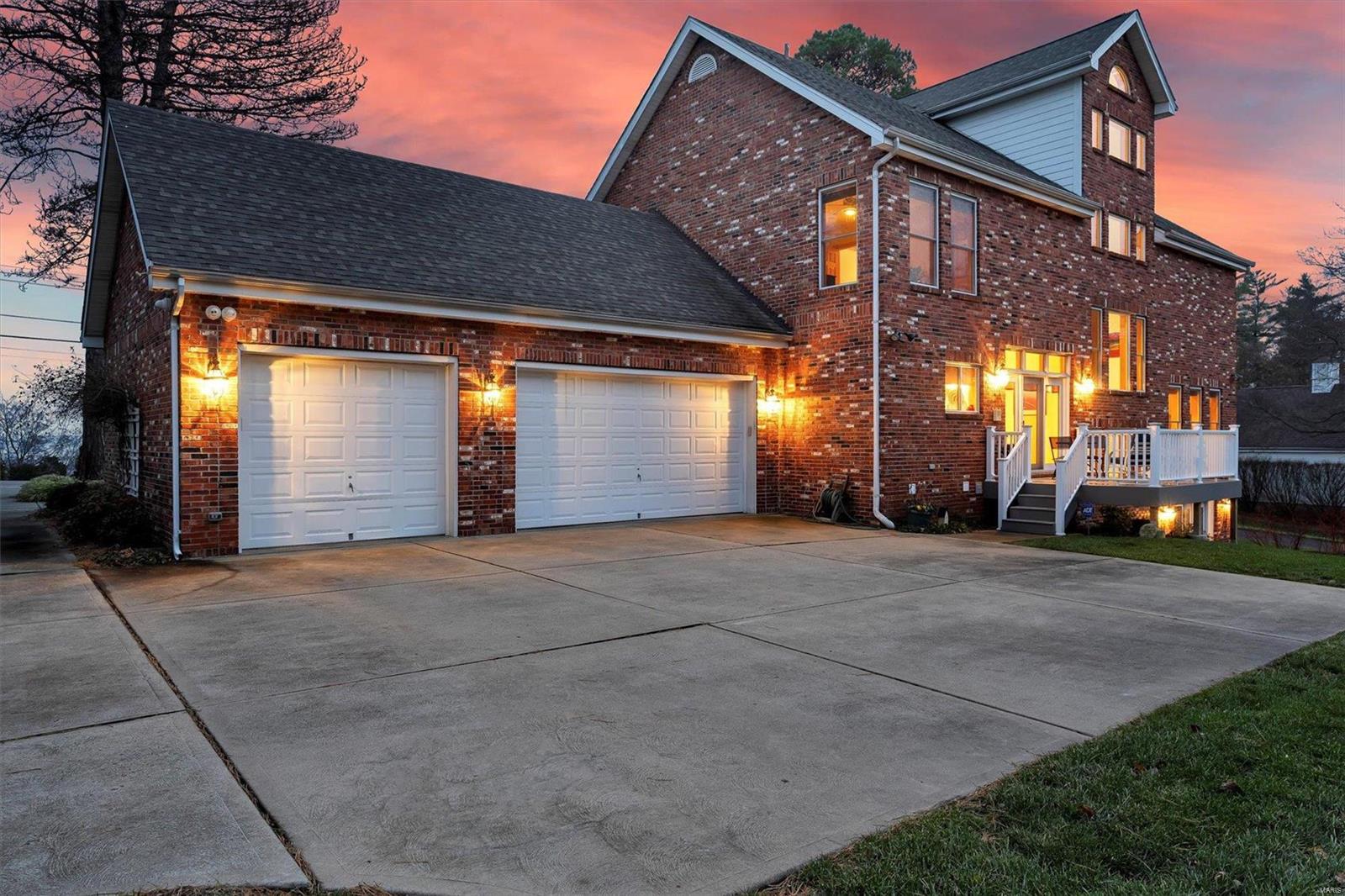 Janet-Glenn Lts 1 & 2 Bdy Adj - Residential