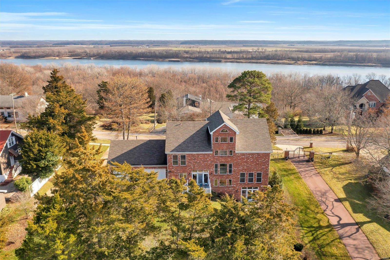 Janet-Glenn Lts 1 & 2 Bdy Adj - Residential