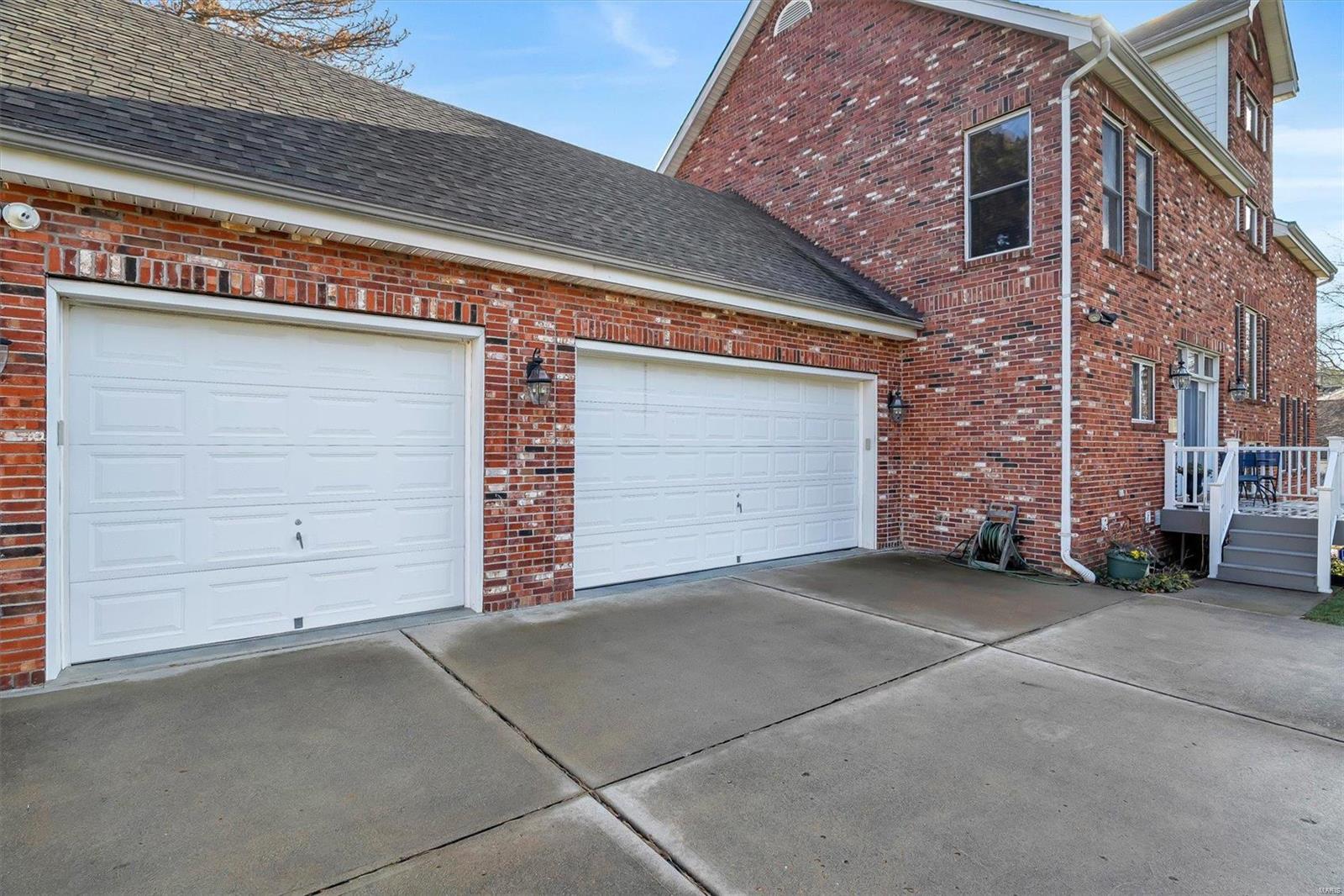 Janet-Glenn Lts 1 & 2 Bdy Adj - Residential