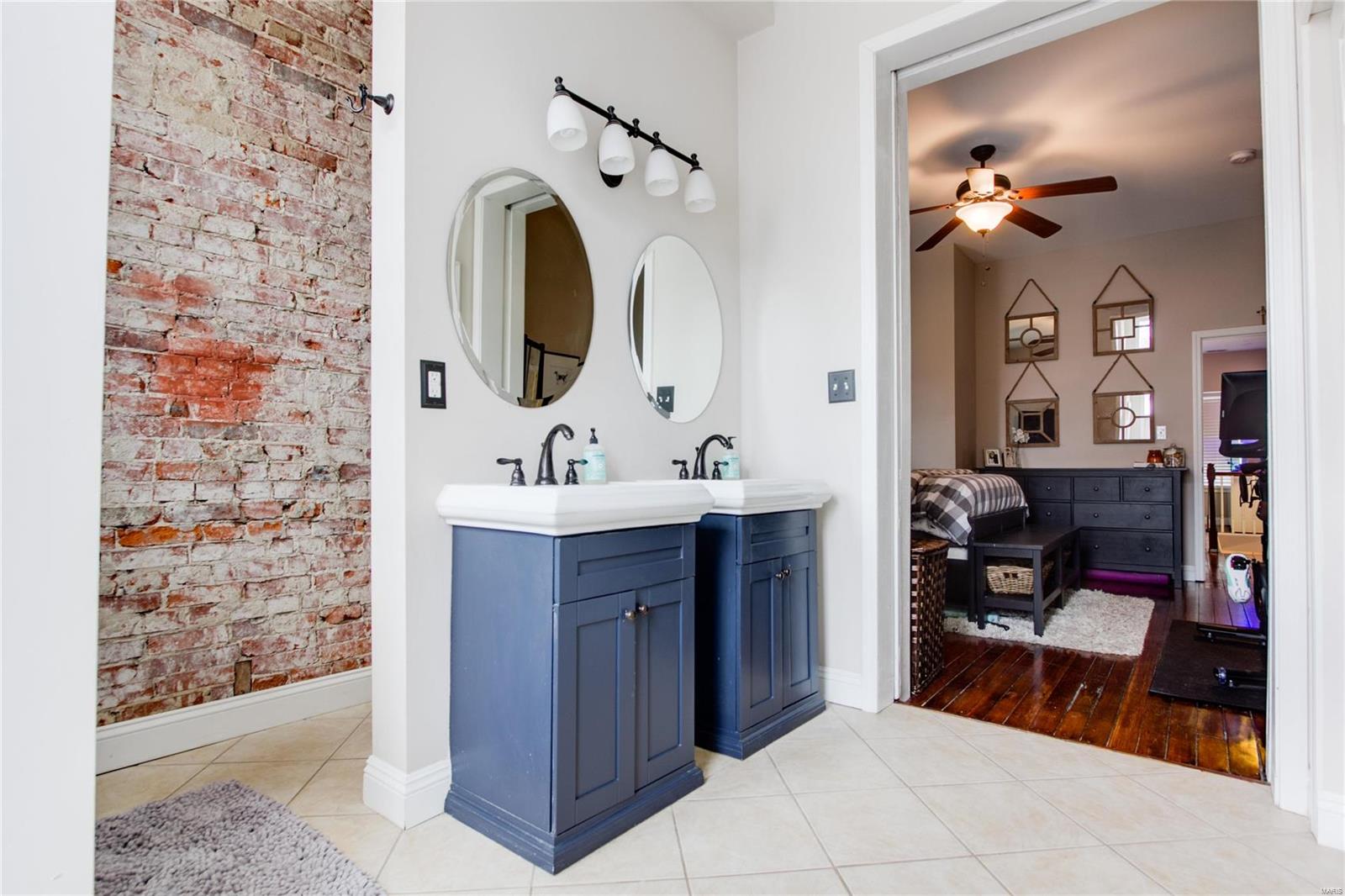 St Louis Commons Add - Residential