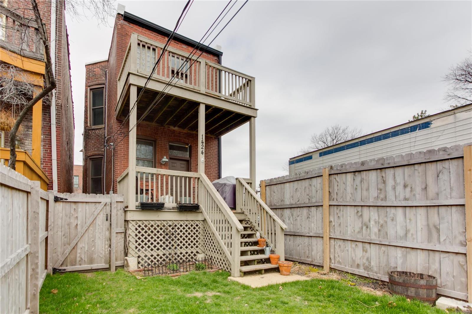 St Louis Commons Add - Residential