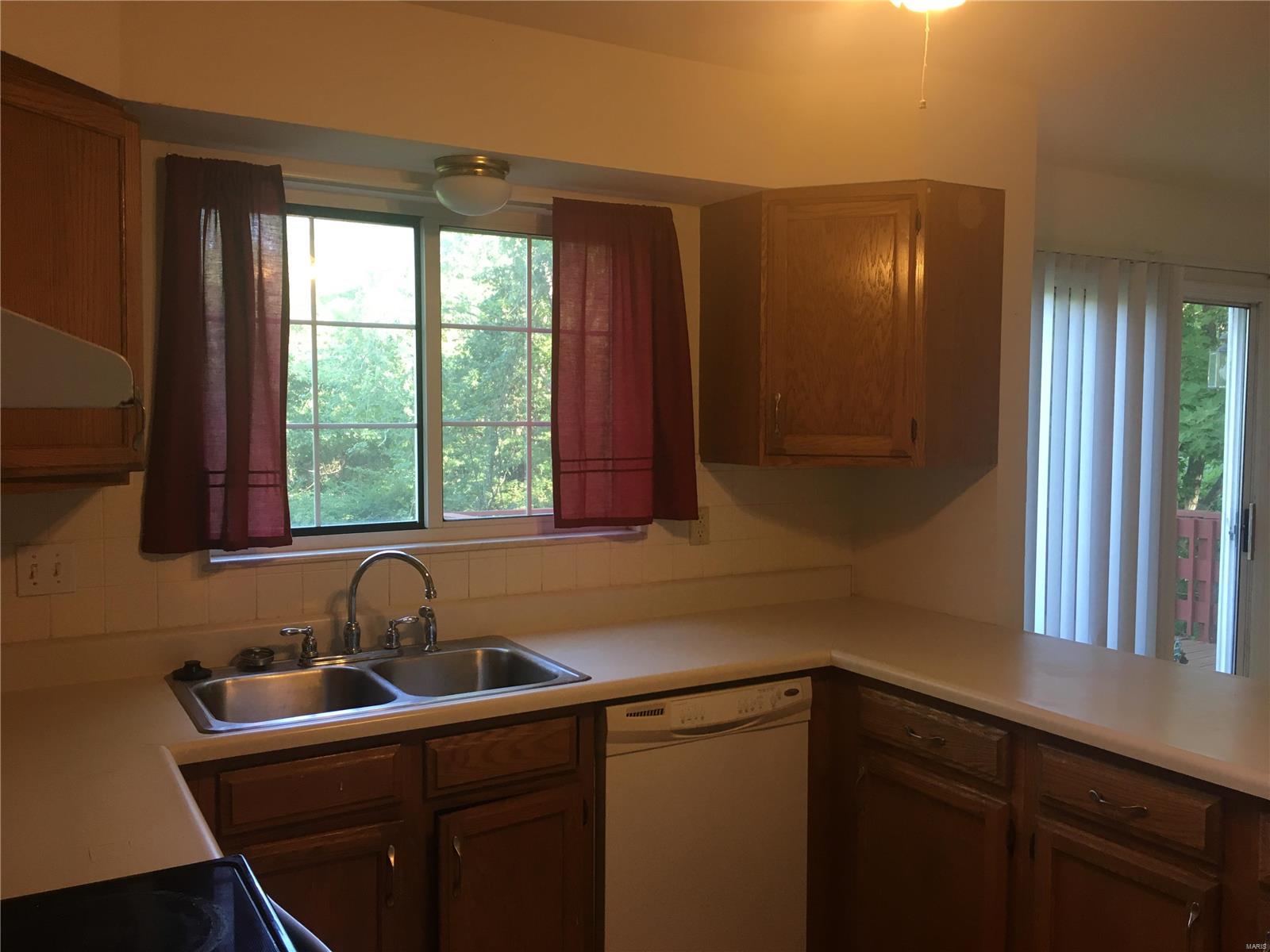 Lynwood Estates - Residential Lease
