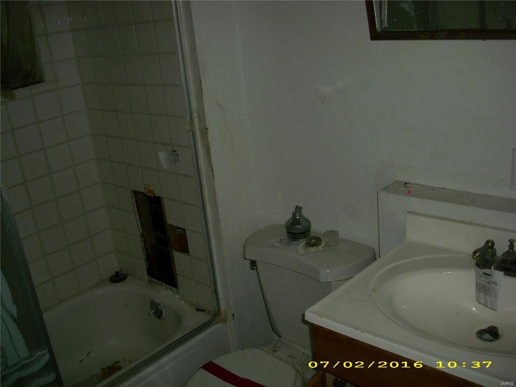 Lucas & Hunt Add - Residential Income
