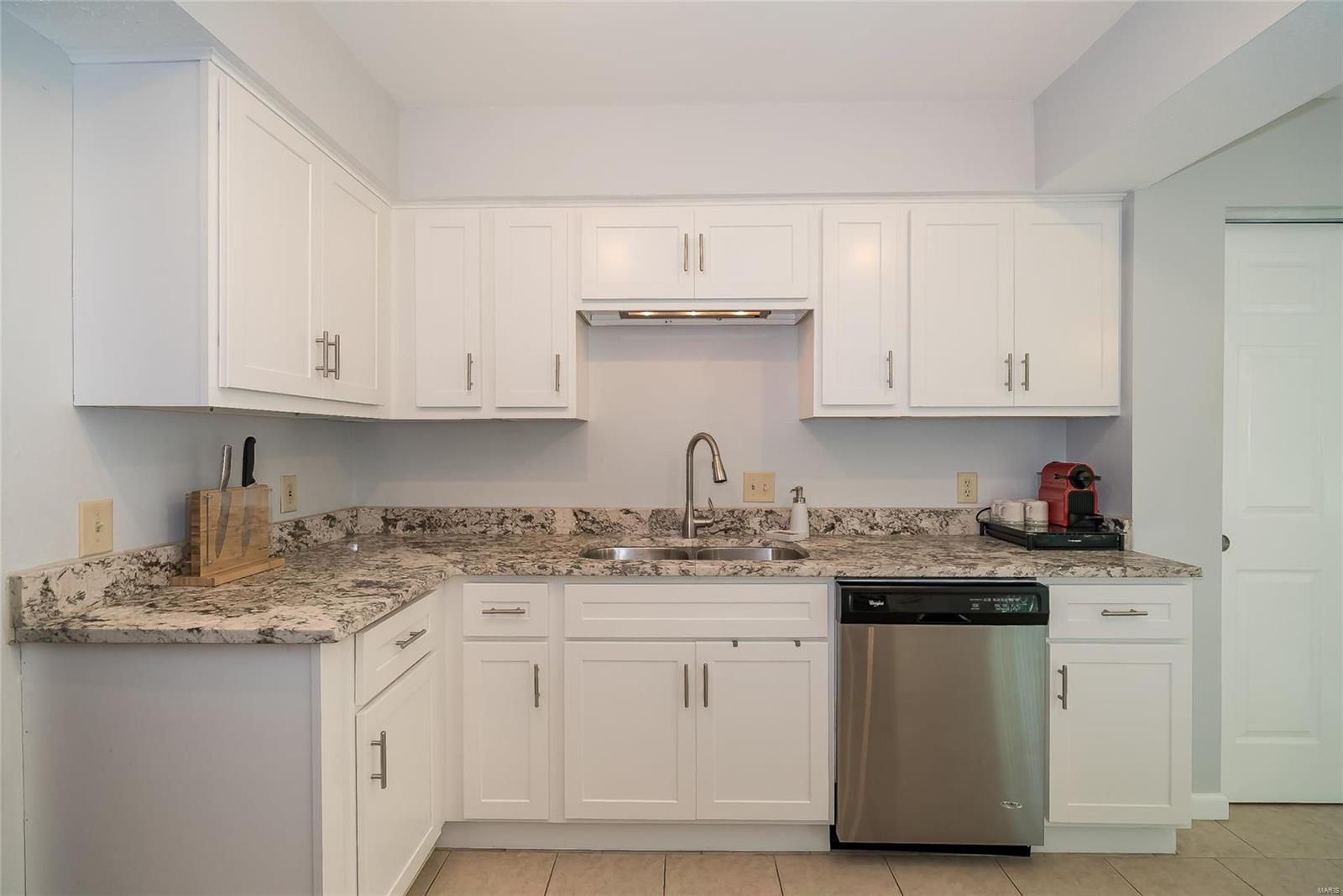 Royal Pines Condo Eleventh - Residential