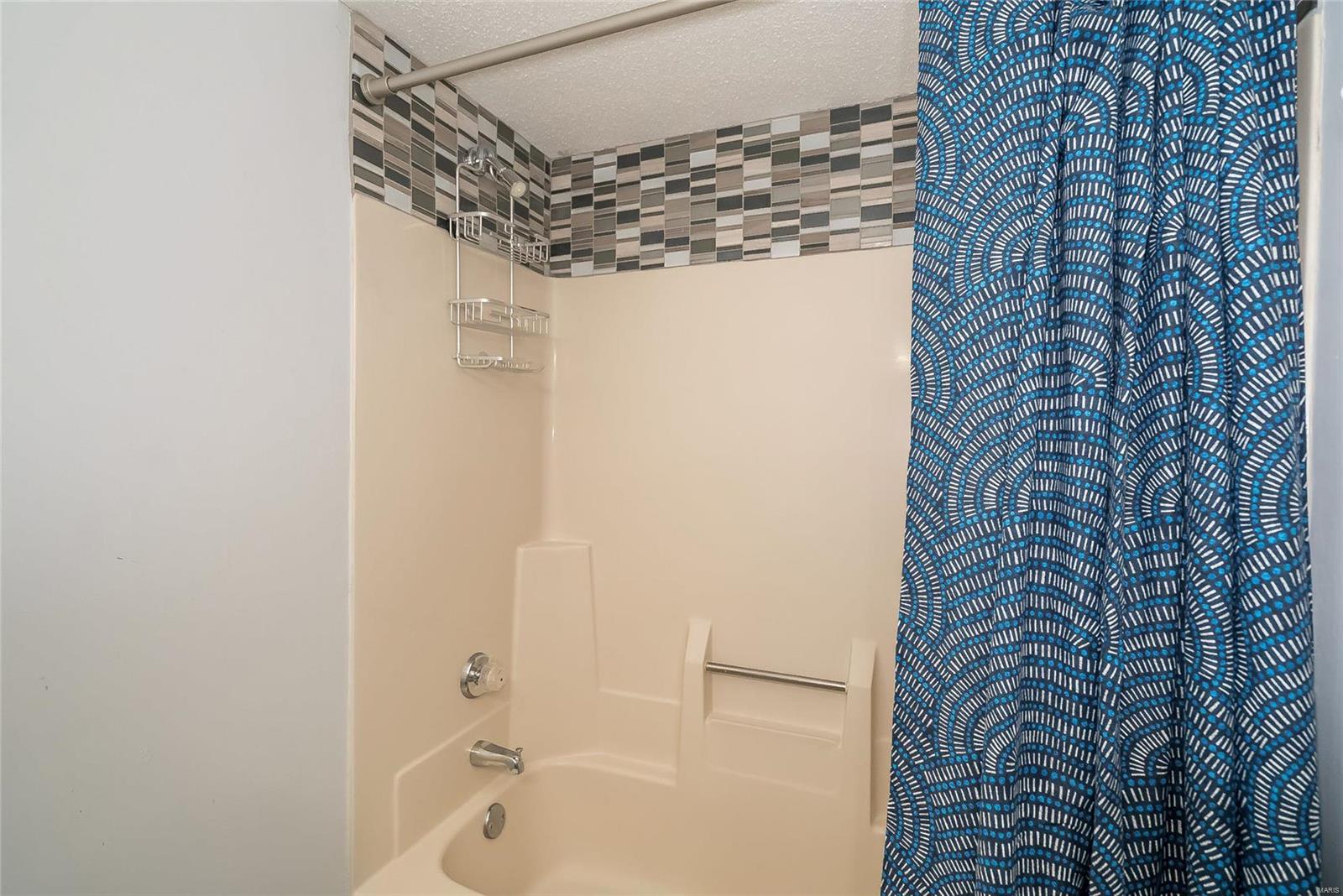 Royal Pines Condo Eleventh - Residential