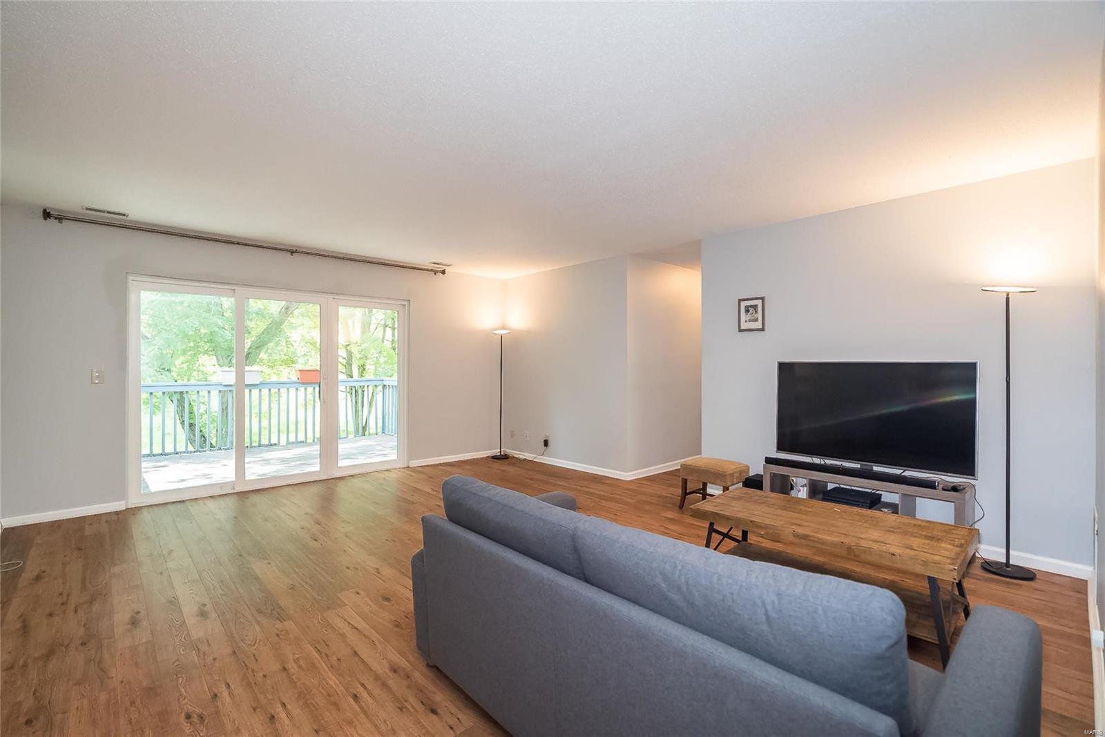 Royal Pines Condo Eleventh - Residential