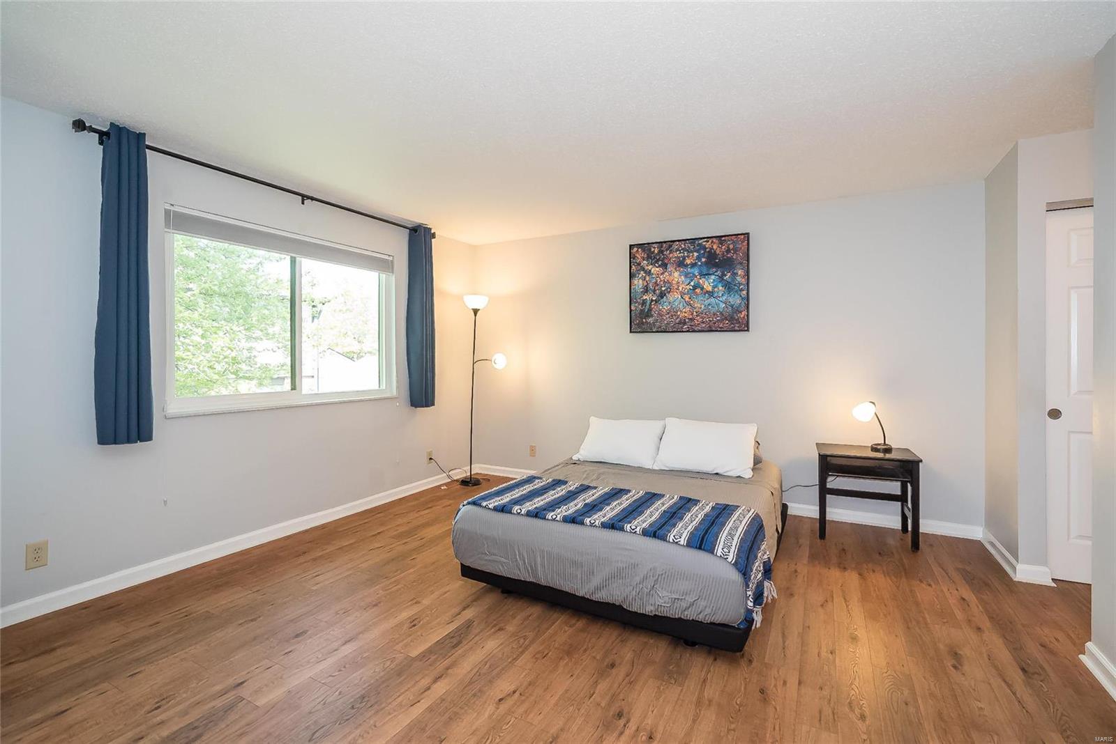 Royal Pines Condo Eleventh - Residential