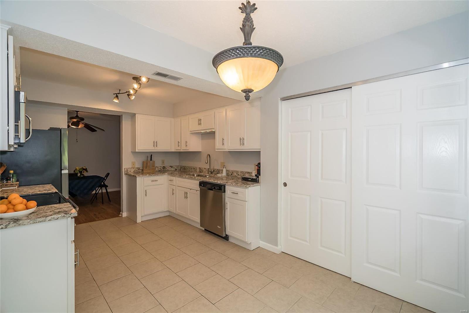 Royal Pines Condo Eleventh - Residential