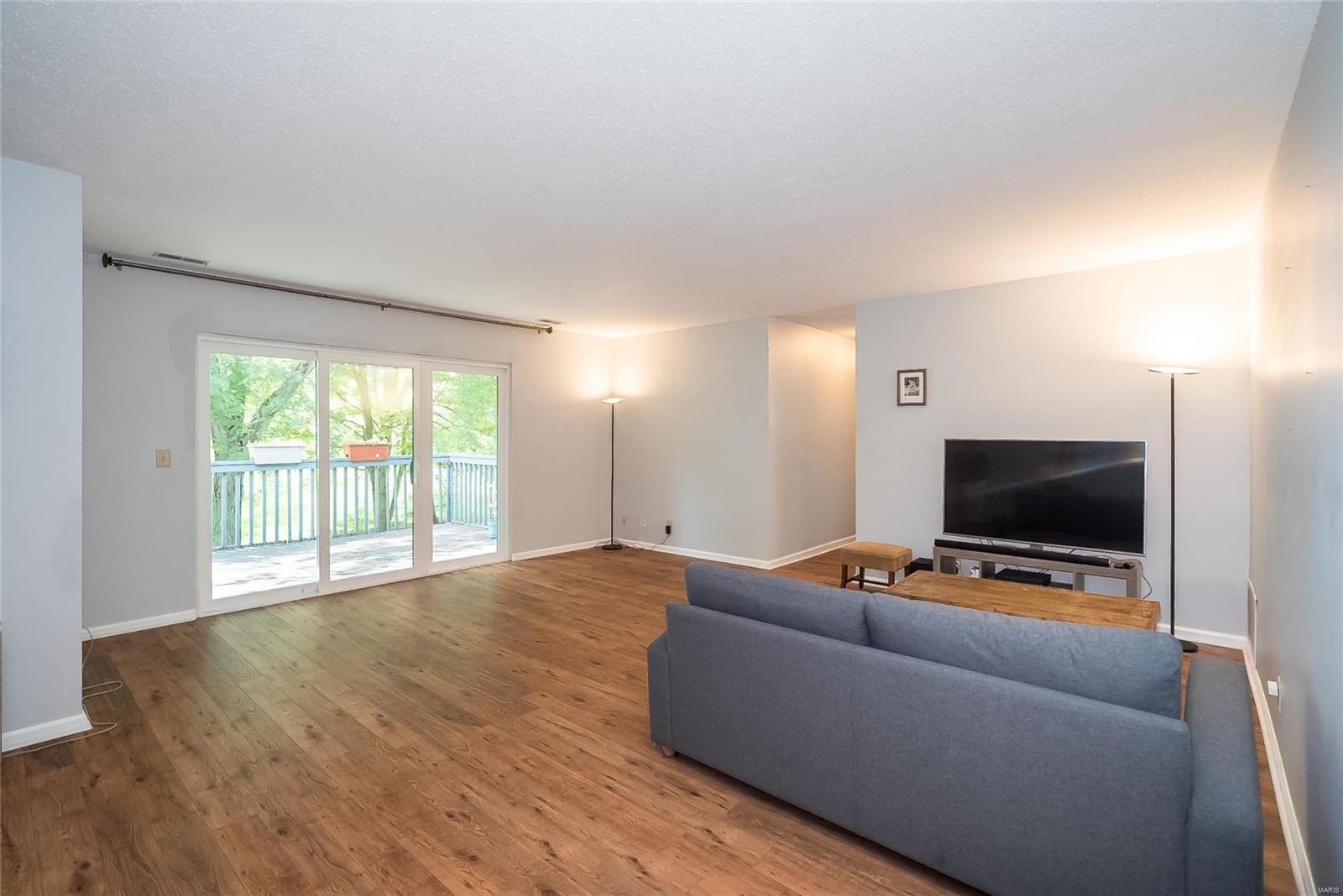 Royal Pines Condo Eleventh - Residential