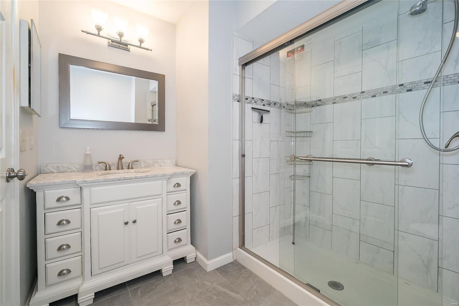 Royal Pines Condo Eleventh - Residential