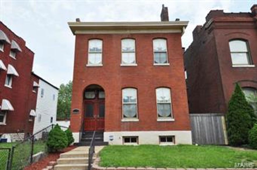 (c) 1886 - 3 Story beauty in McKinley Heights - 5 bedrooms(4+ a den/bedroom no closet), 4 full baths!  Hardwood floors throughout, pocket doors, traditional tall trim, good light and high ceilings.  Gourmet kitchen has custom cabinets, stainless steel appliances (which can stay), center island with breakfast bar and lots of granite counter top space.  The main floor has a bedroom/office and an updated full bath with decorative vanity.  Second floor has a master suite complete with walk in closet, sitting room and master bath; 2 bedrooms and another full bath. Also on the second floor is a balcony and laundry (which can stay if buyer prefers). The third floor hosts a family room, full bath and another bedroom.  The back yard is great for entertaining along with the deck.  There is a multiple car parking pad as well - possibly up to 3 cars.