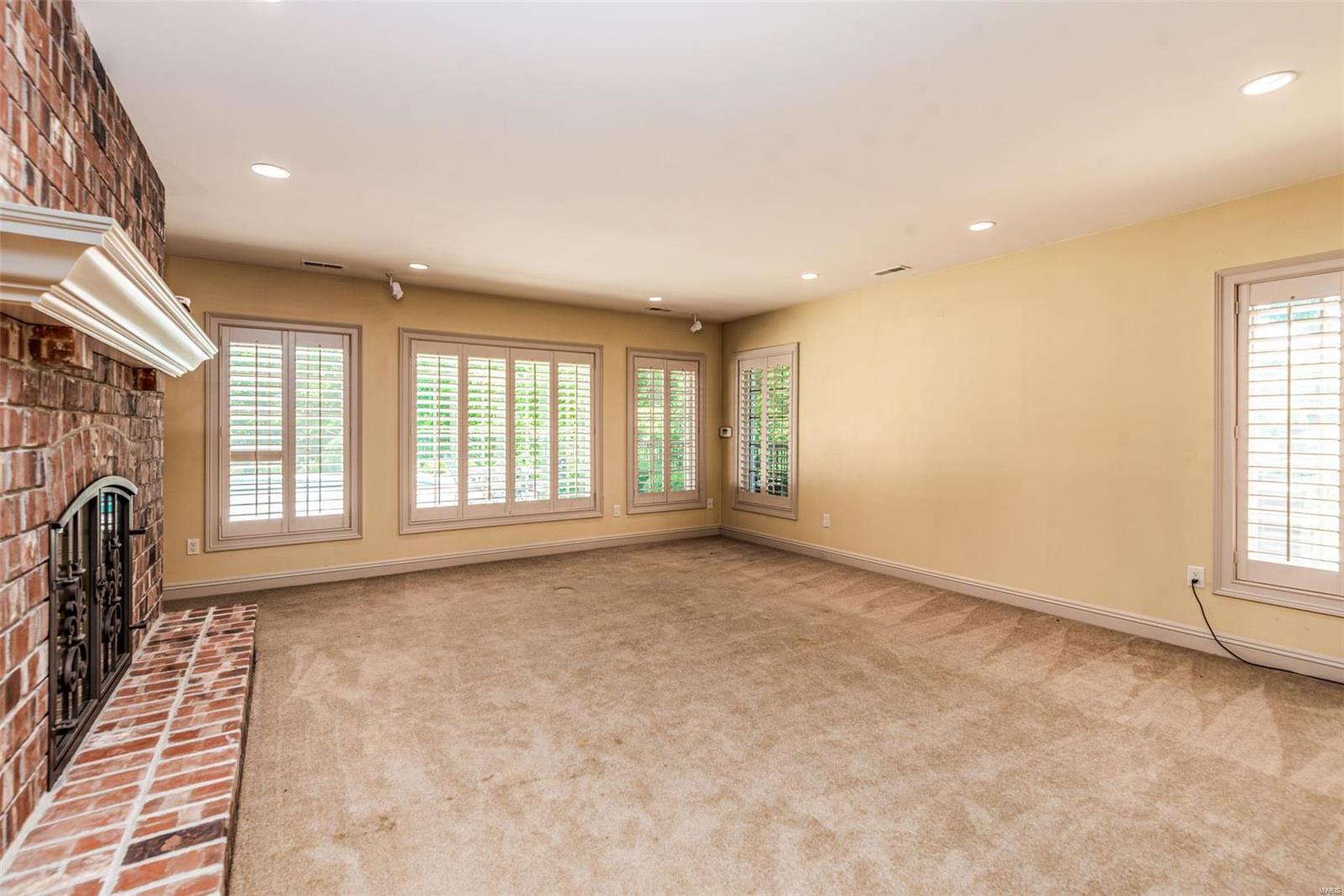 Sunset Ridge - Residential