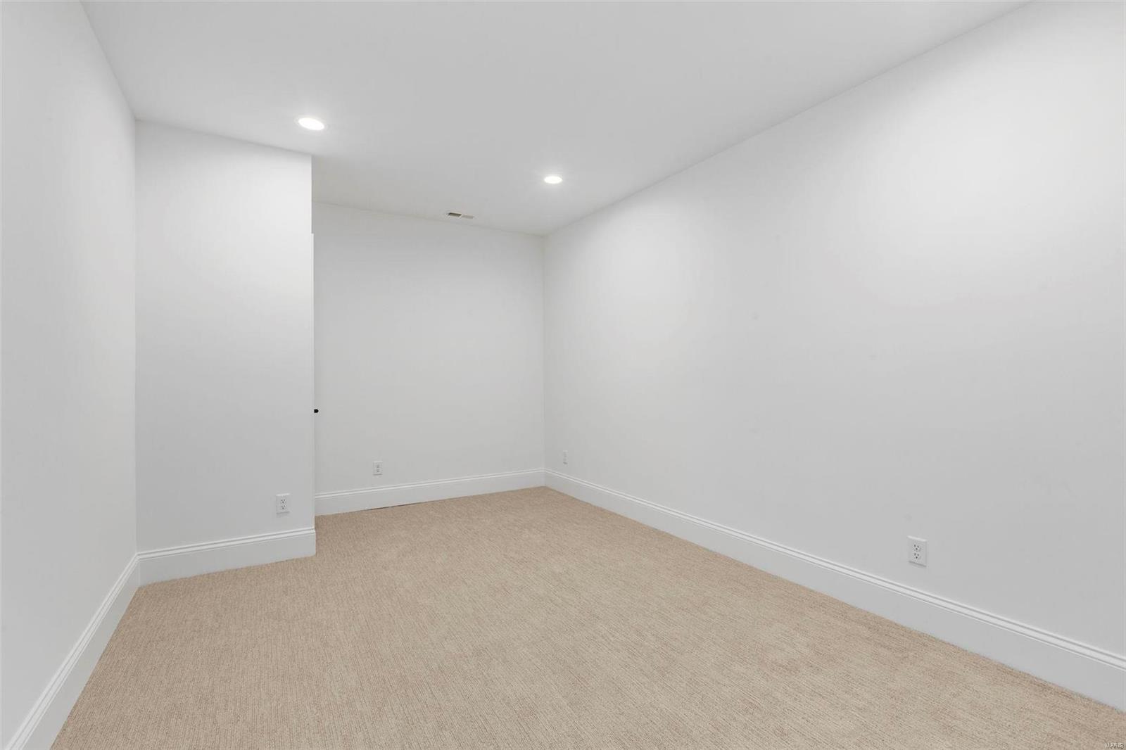 Singleton - Residential