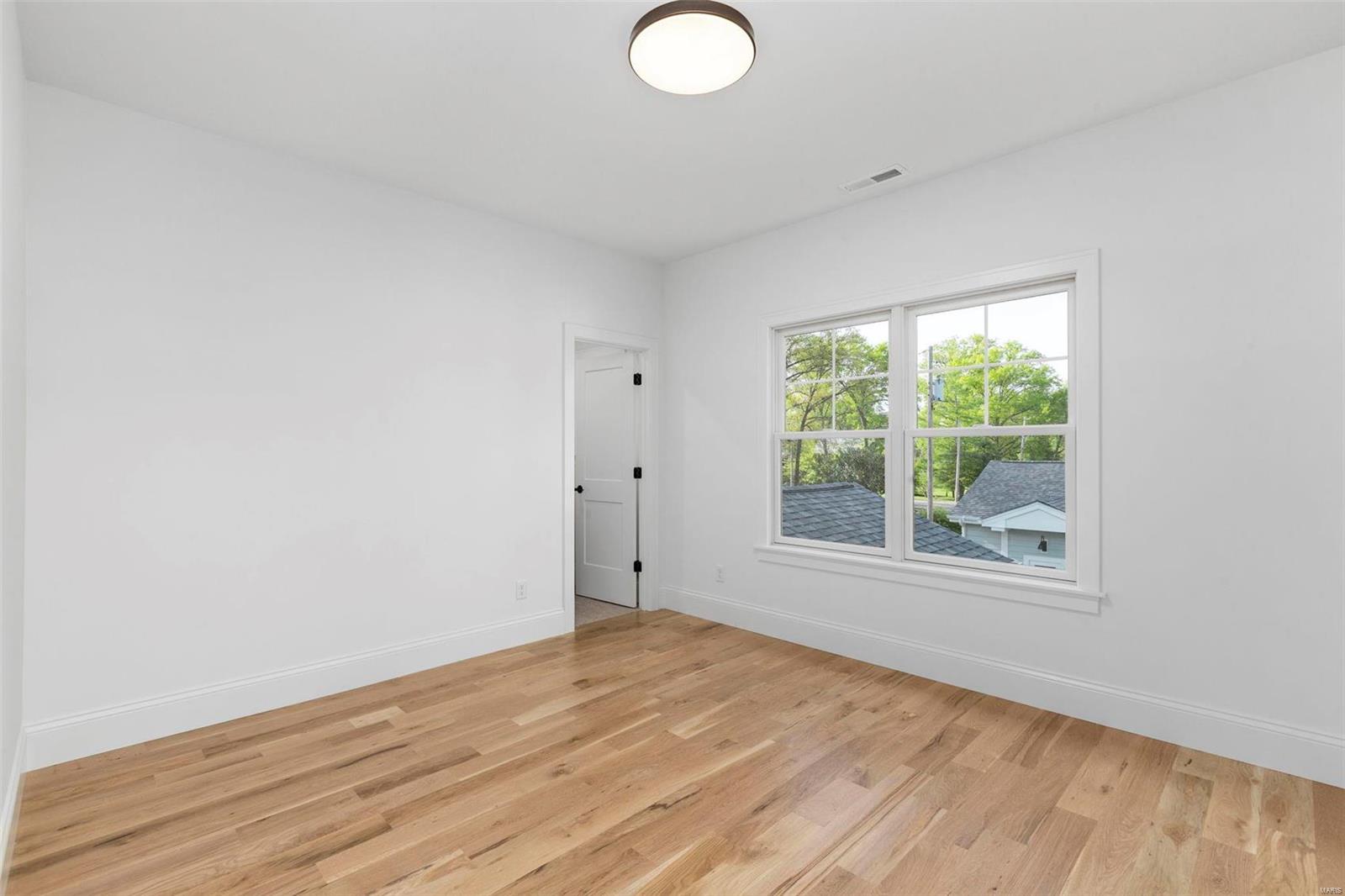 Singleton - Residential