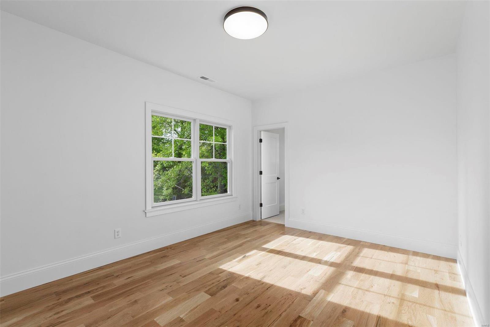 Singleton - Residential