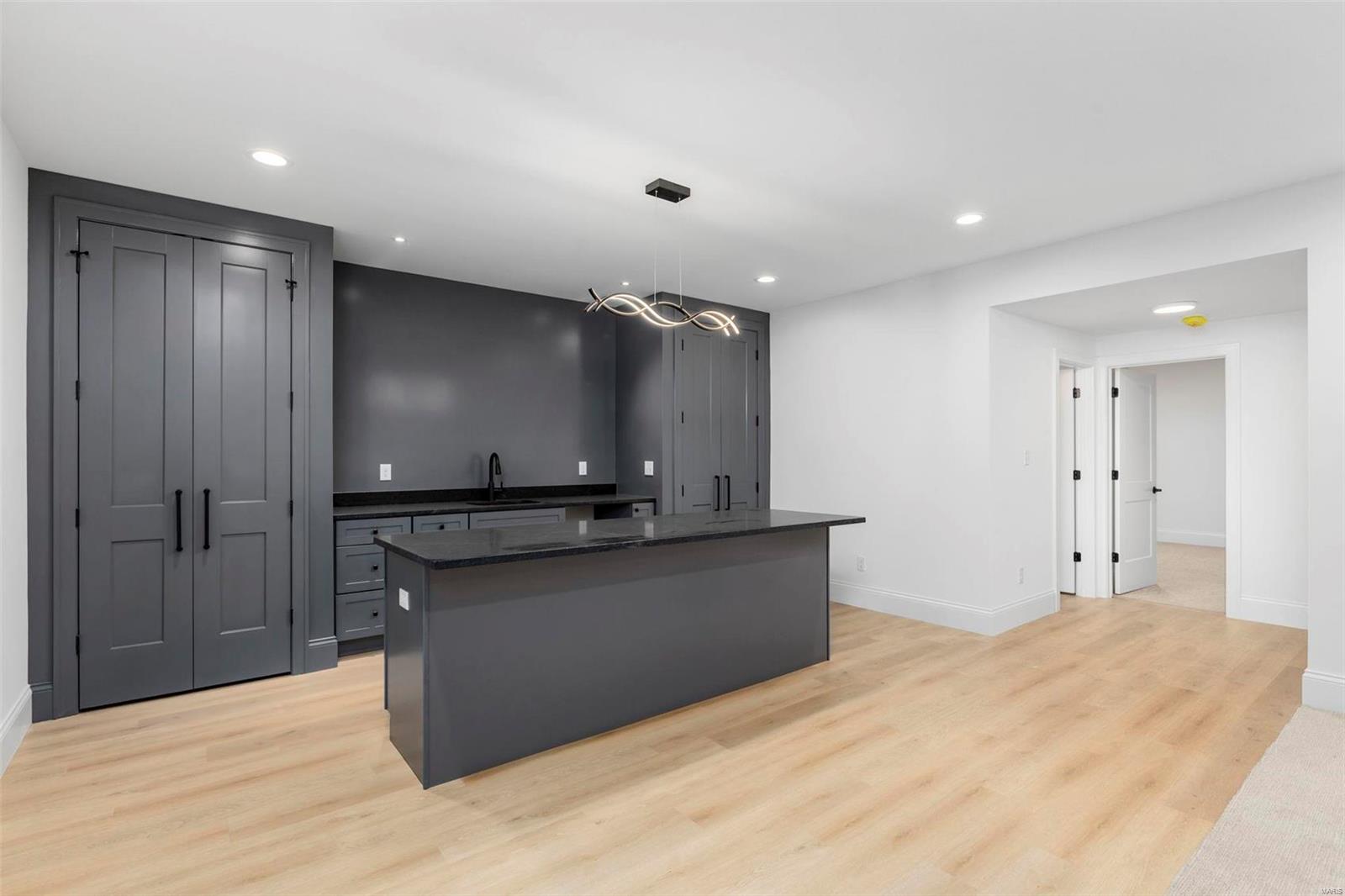 Singleton - Residential