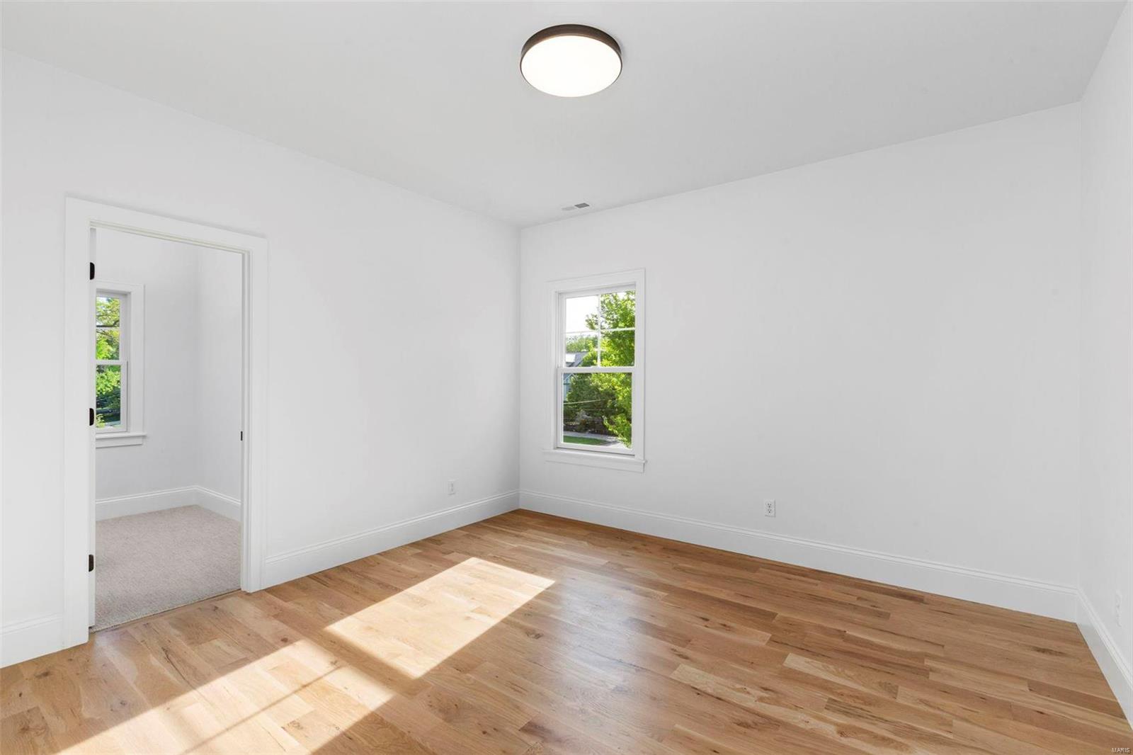 Singleton - Residential