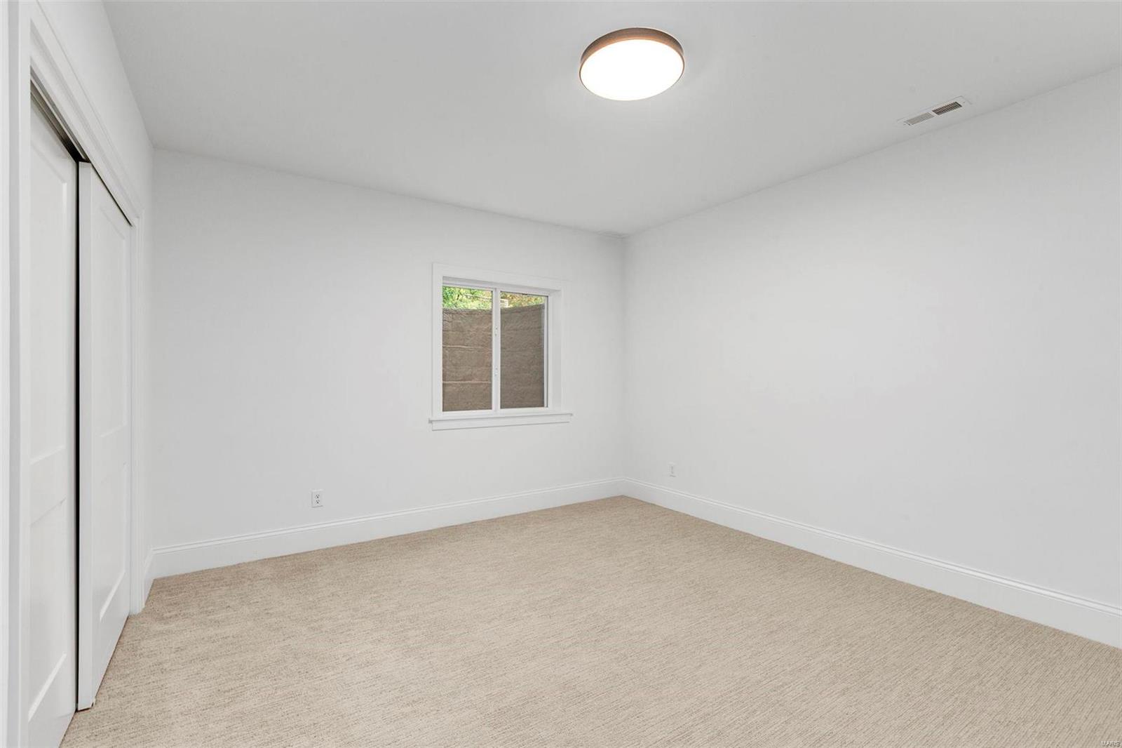 Singleton - Residential