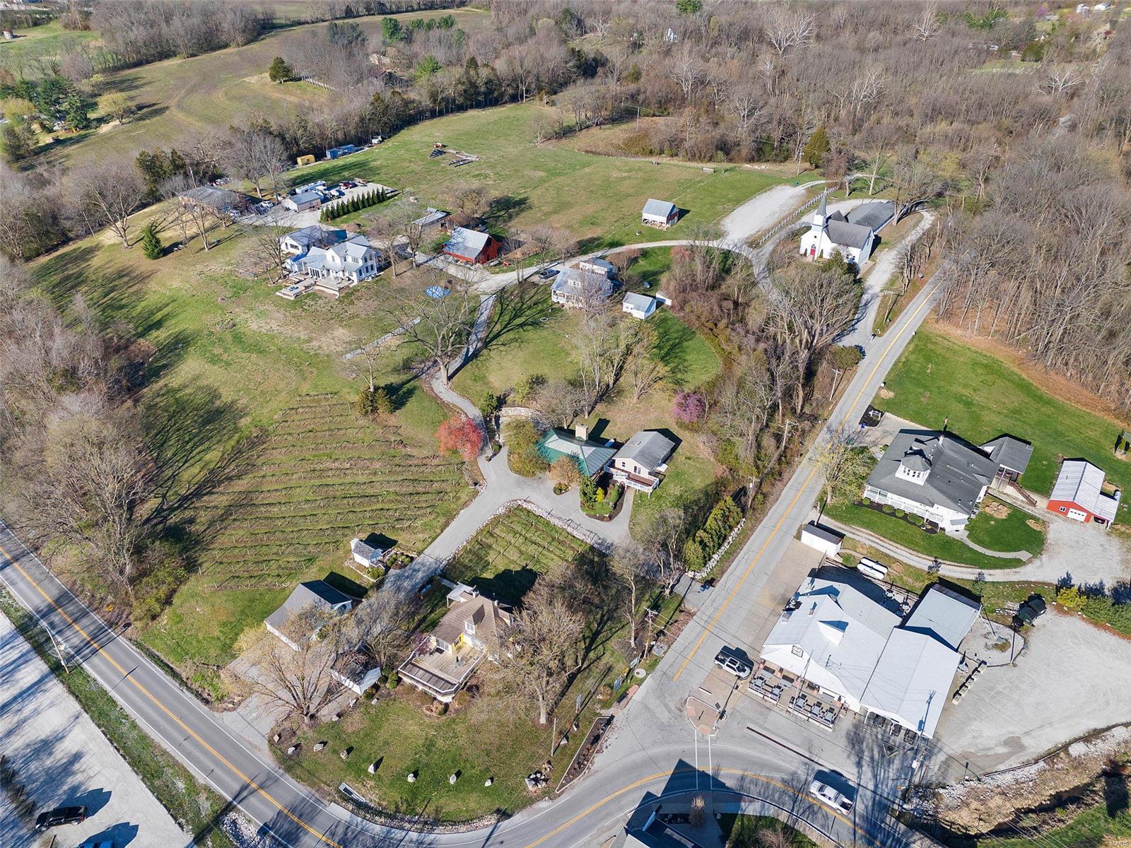 112 Defiance Road