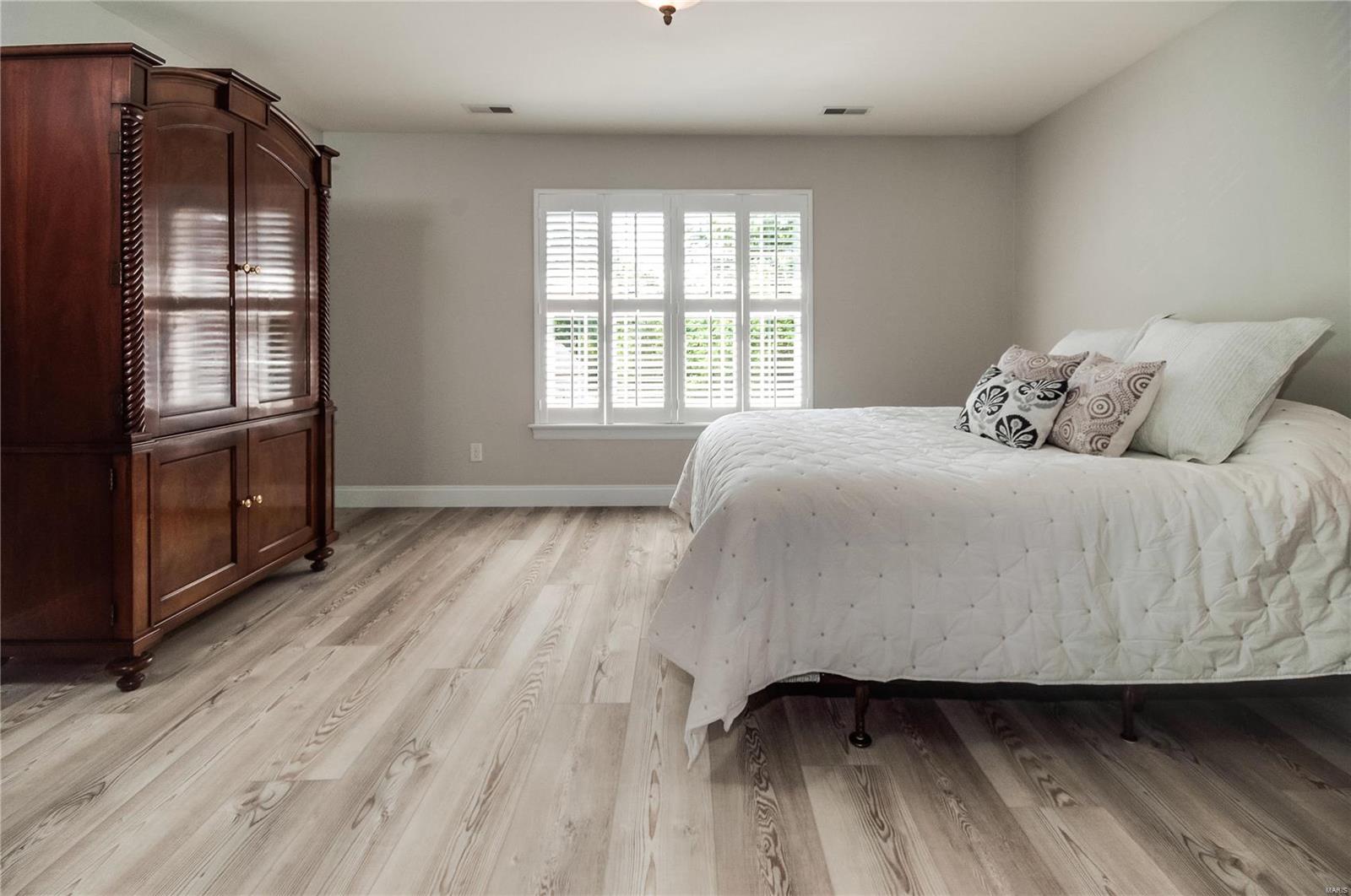 West Ladue - Residential