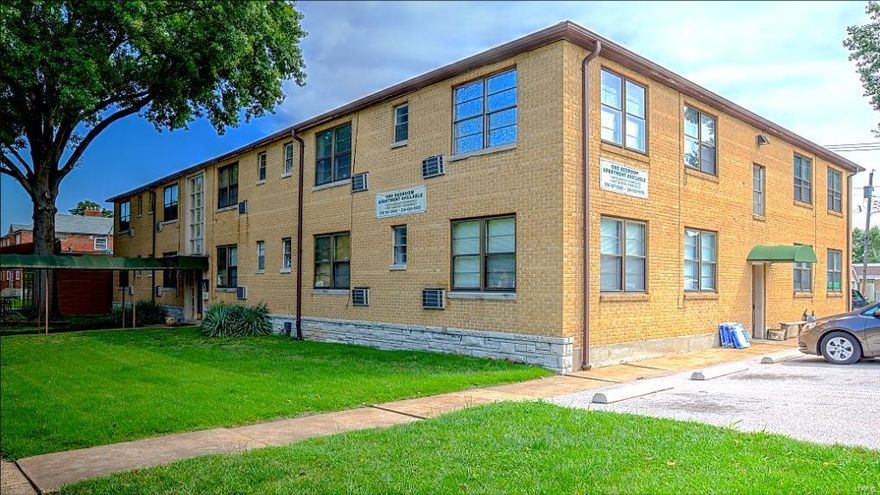 Don't miss the opportunity to own this 20 unit complex near the highly desirable St. Louis Hills neighborhood just blocks from Lindenwood and Tilles Park. Individual units are all electric, with hardwood floors throughout - making them easy to maintain and turn. Very stable tenant base with opportunity to raise rents. Market rents for the location are close to $600/mo. Building is within walking distance to public transportation, restaurants (J McArthur's, Trattoria Marcella, and Pietro's to name a few), shopping and more. Building has a pitched roof, all brick construction, plenty of parking, and is a true "turn key" investment with upside potential.