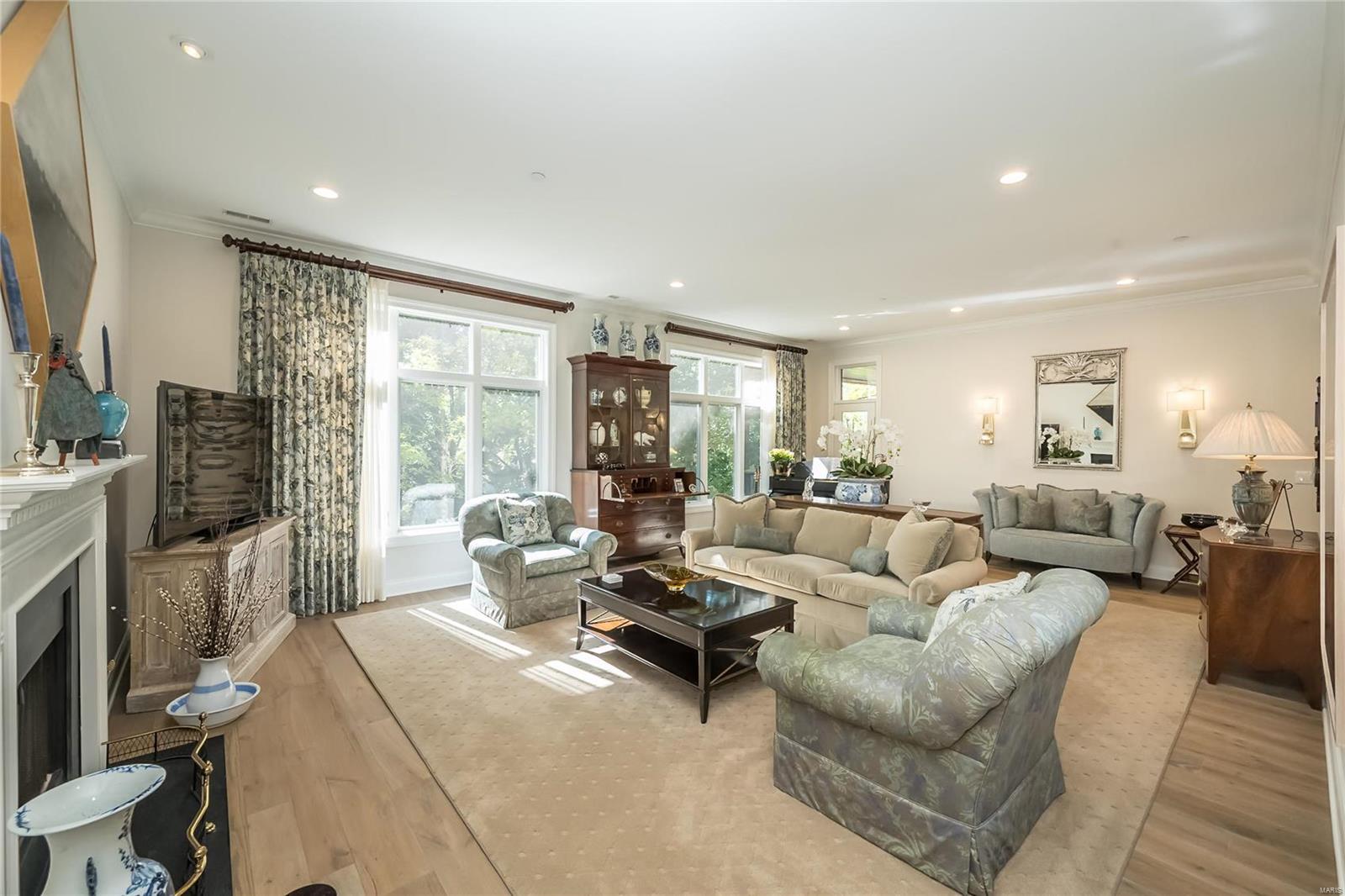 325 N. Meramec A Condo - Residential