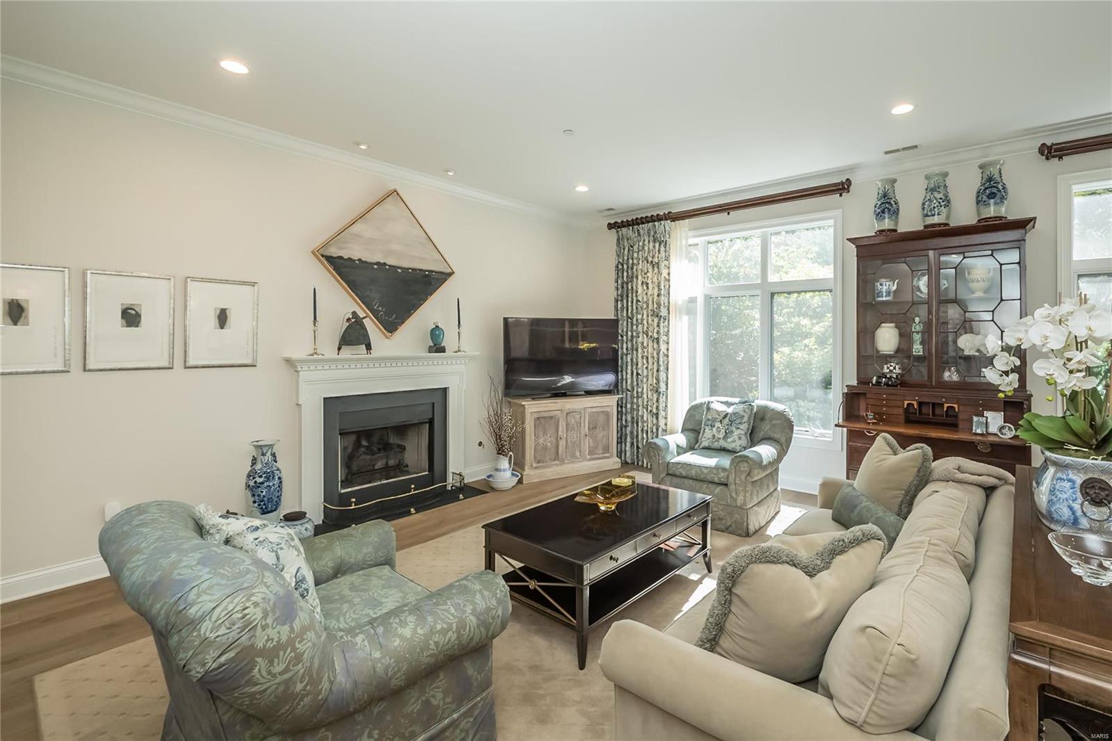 325 N. Meramec A Condo - Residential