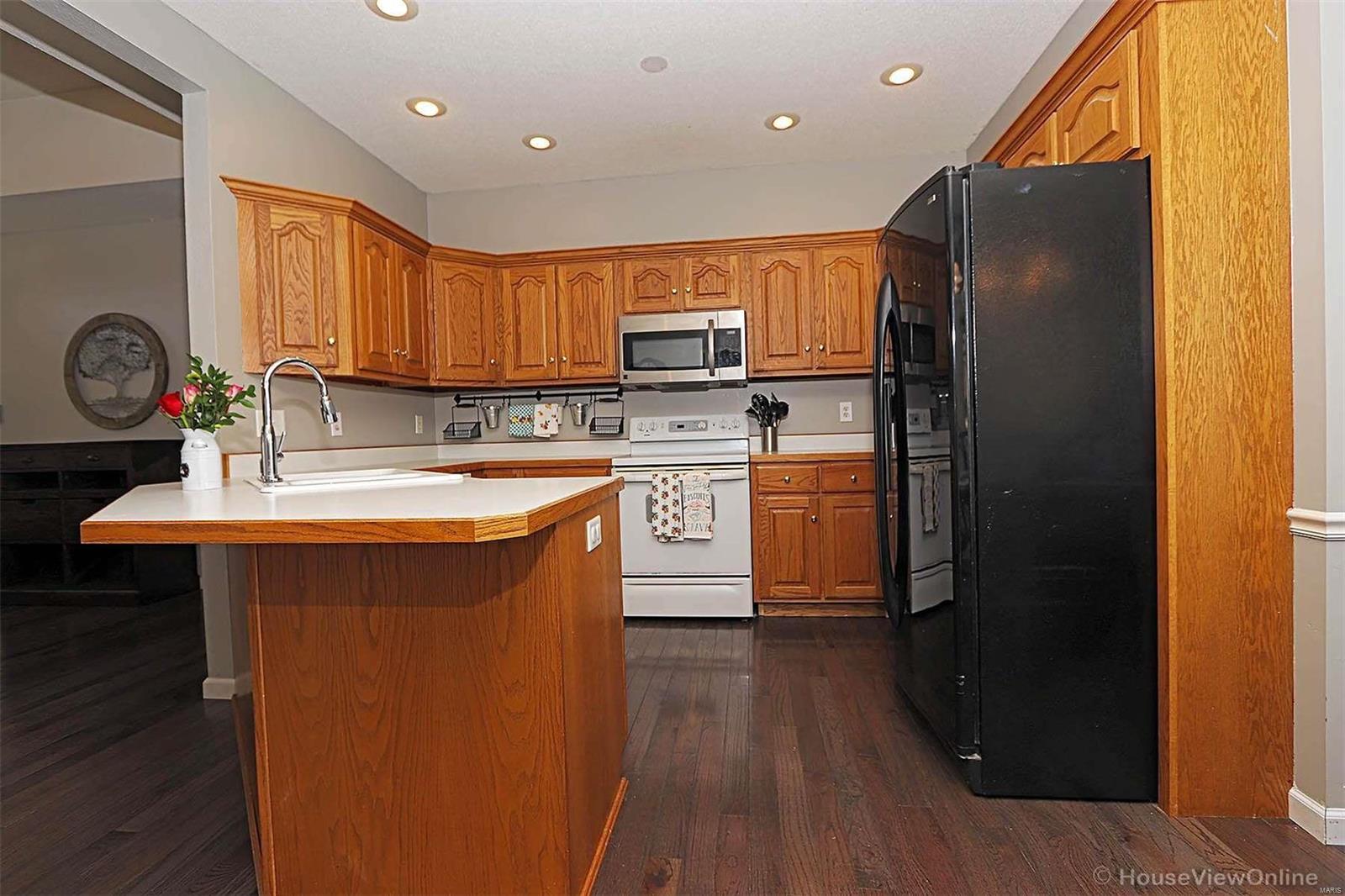 Melrose Place Iii - Residential