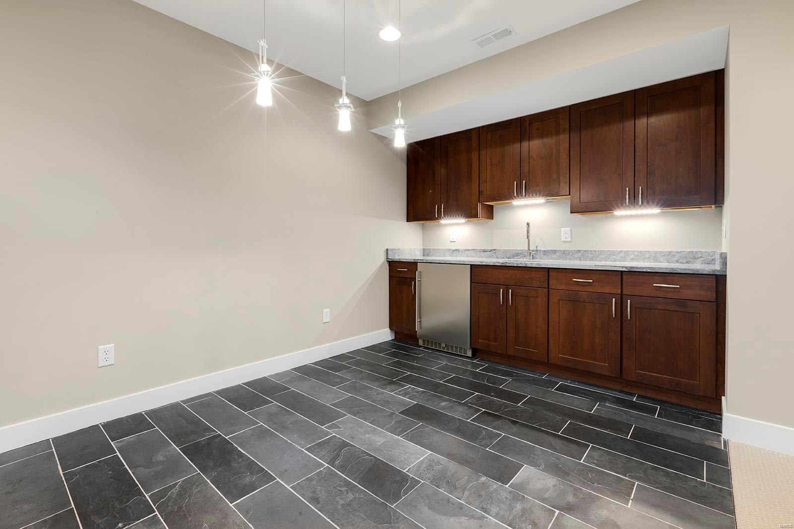 Heeges Theodore - Residential