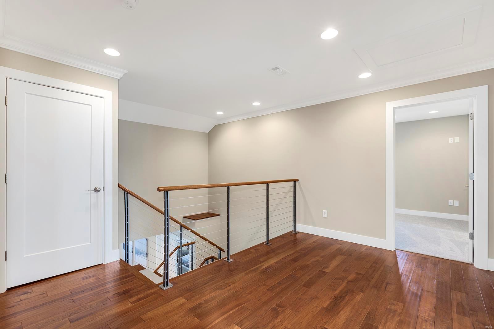 Heeges Theodore - Residential