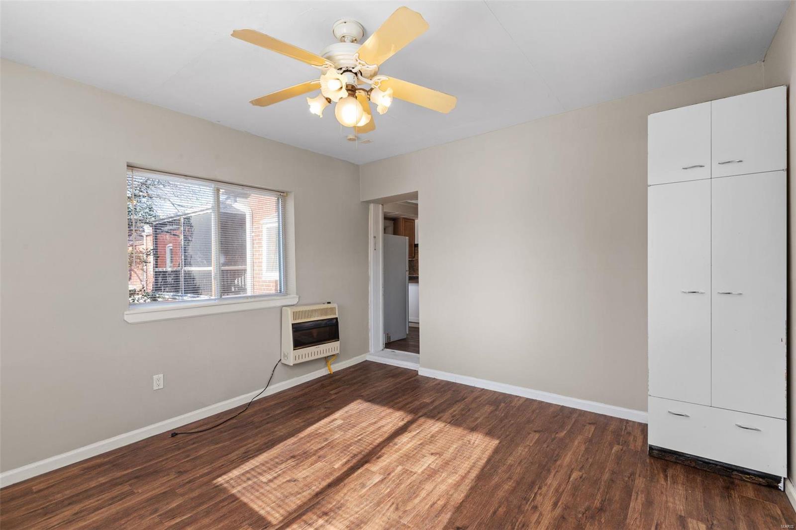Switzer Add - Residential Income
