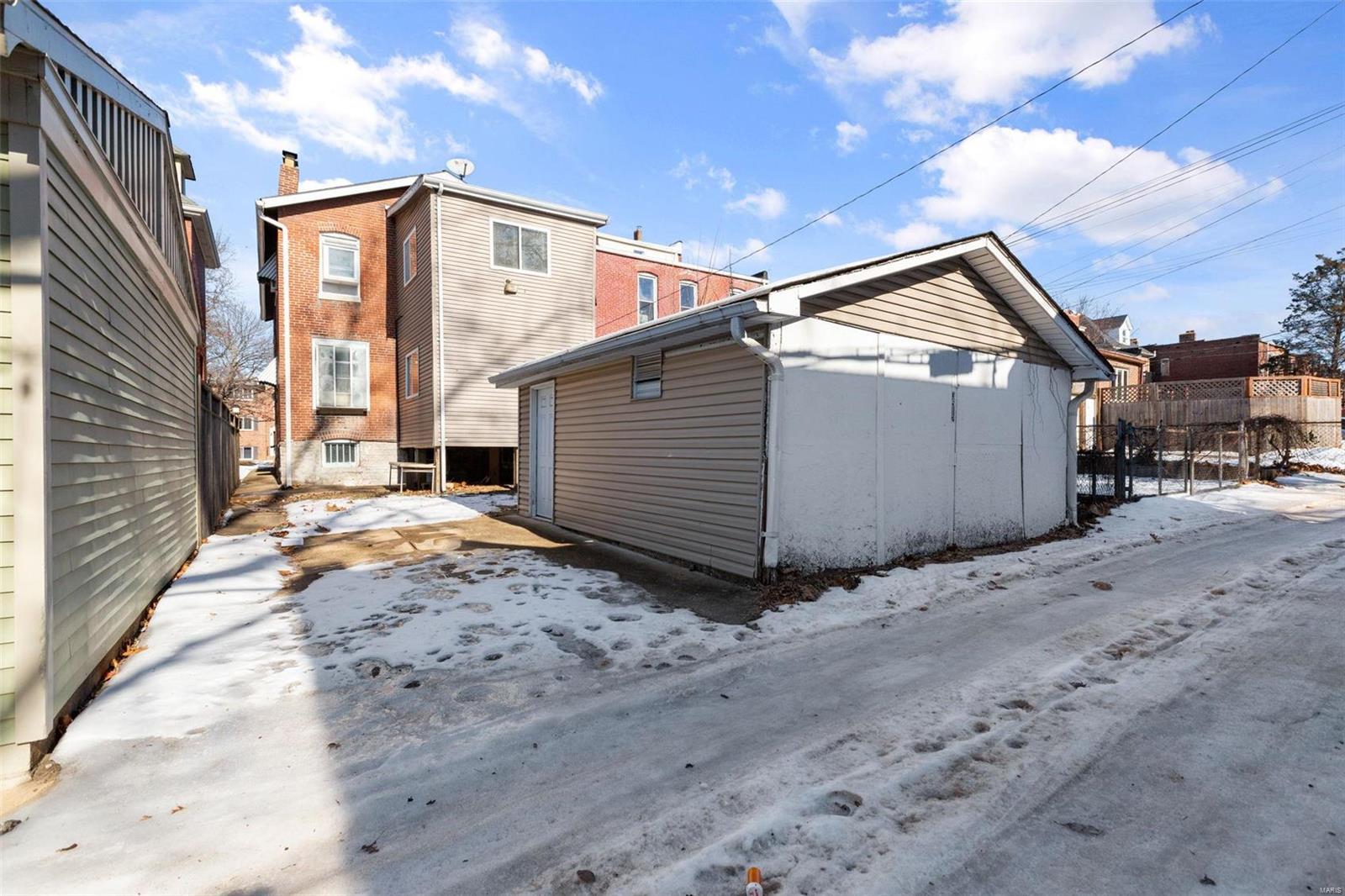 Switzer Add - Residential Income