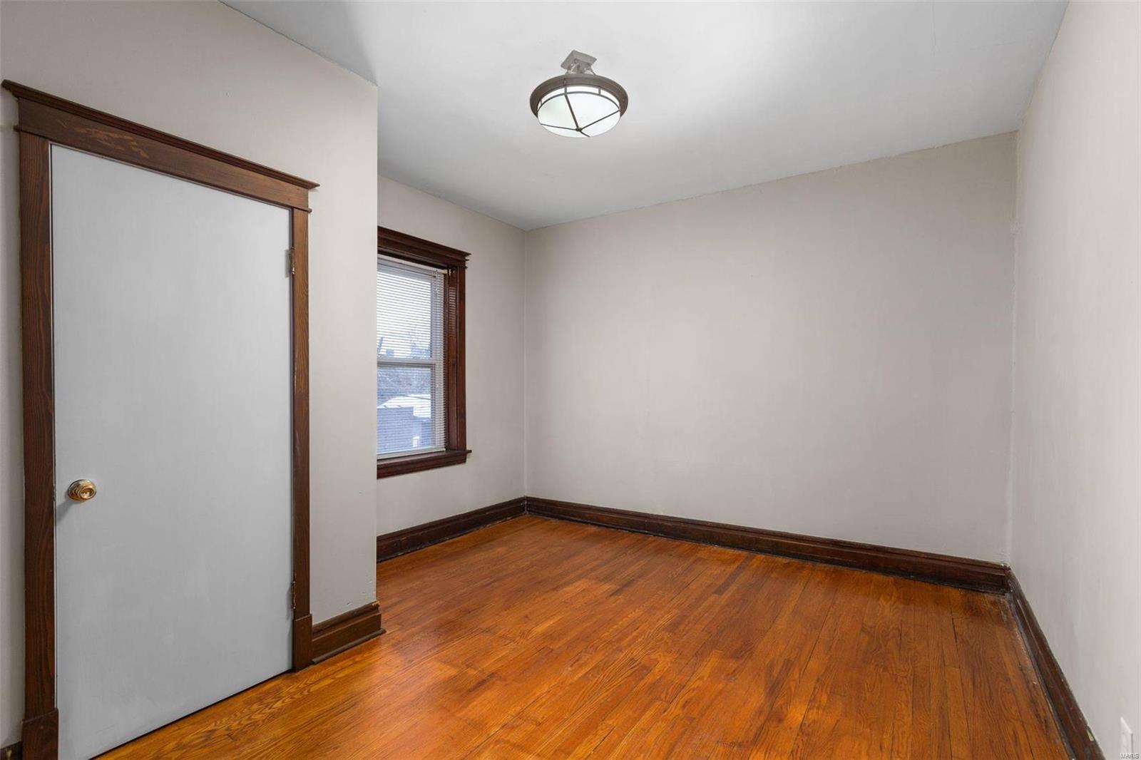 Switzer Add - Residential Income