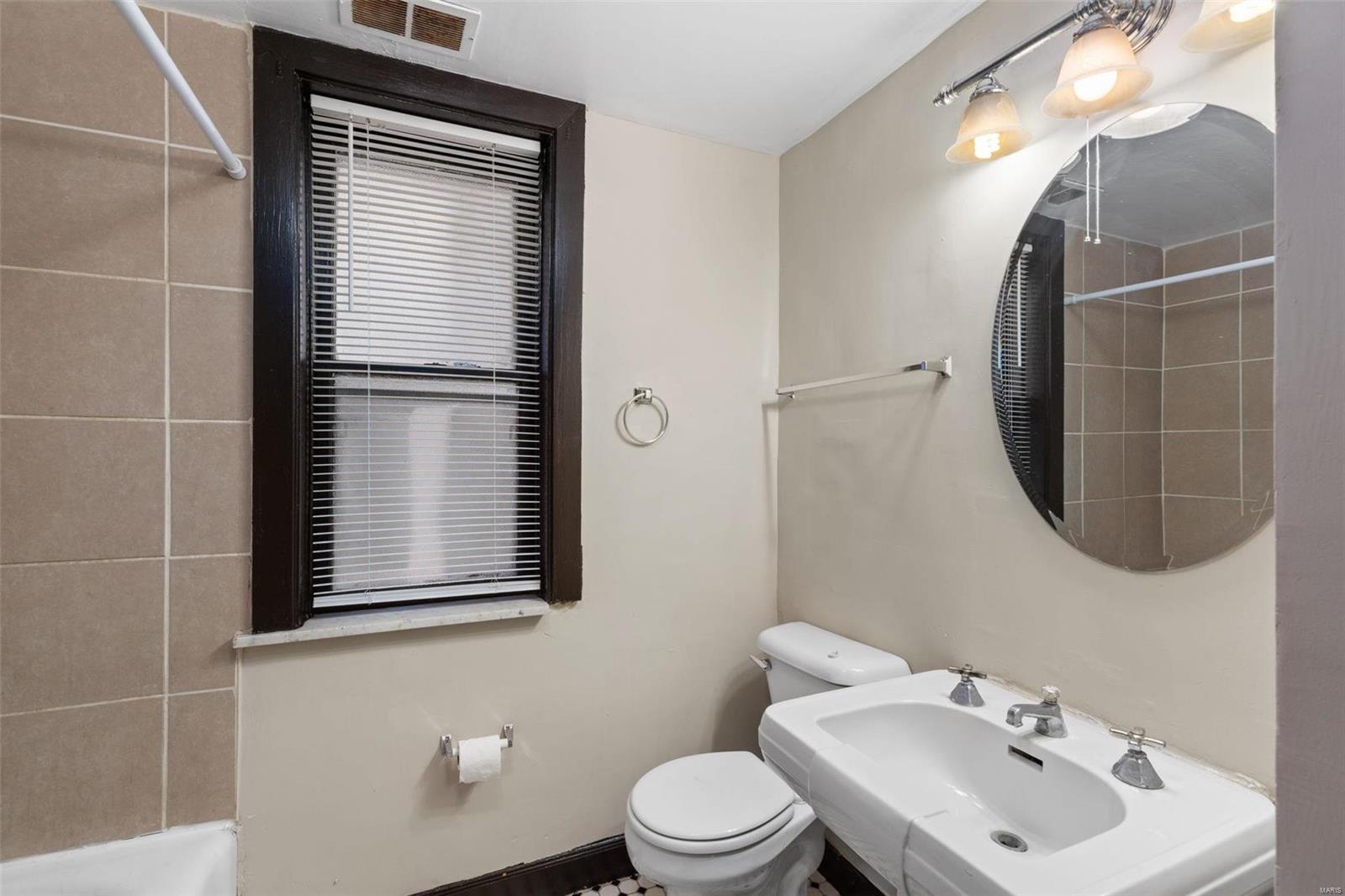 Switzer Add - Residential Income