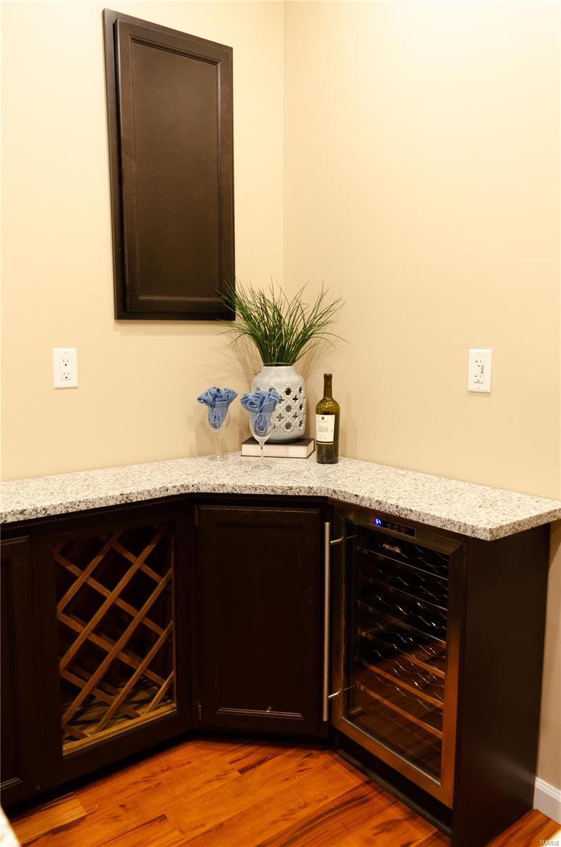 Whitmoor Villas #18 - Residential