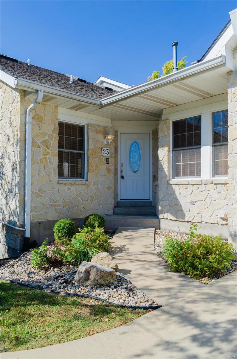 Whitmoor Villas #18 - Residential