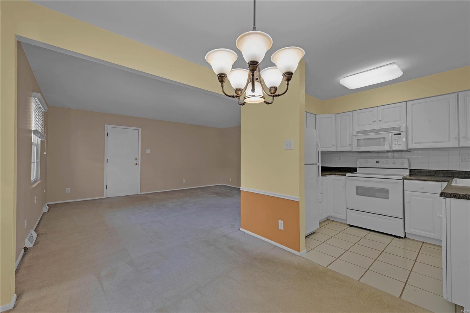 Candleberry Condo - Residential