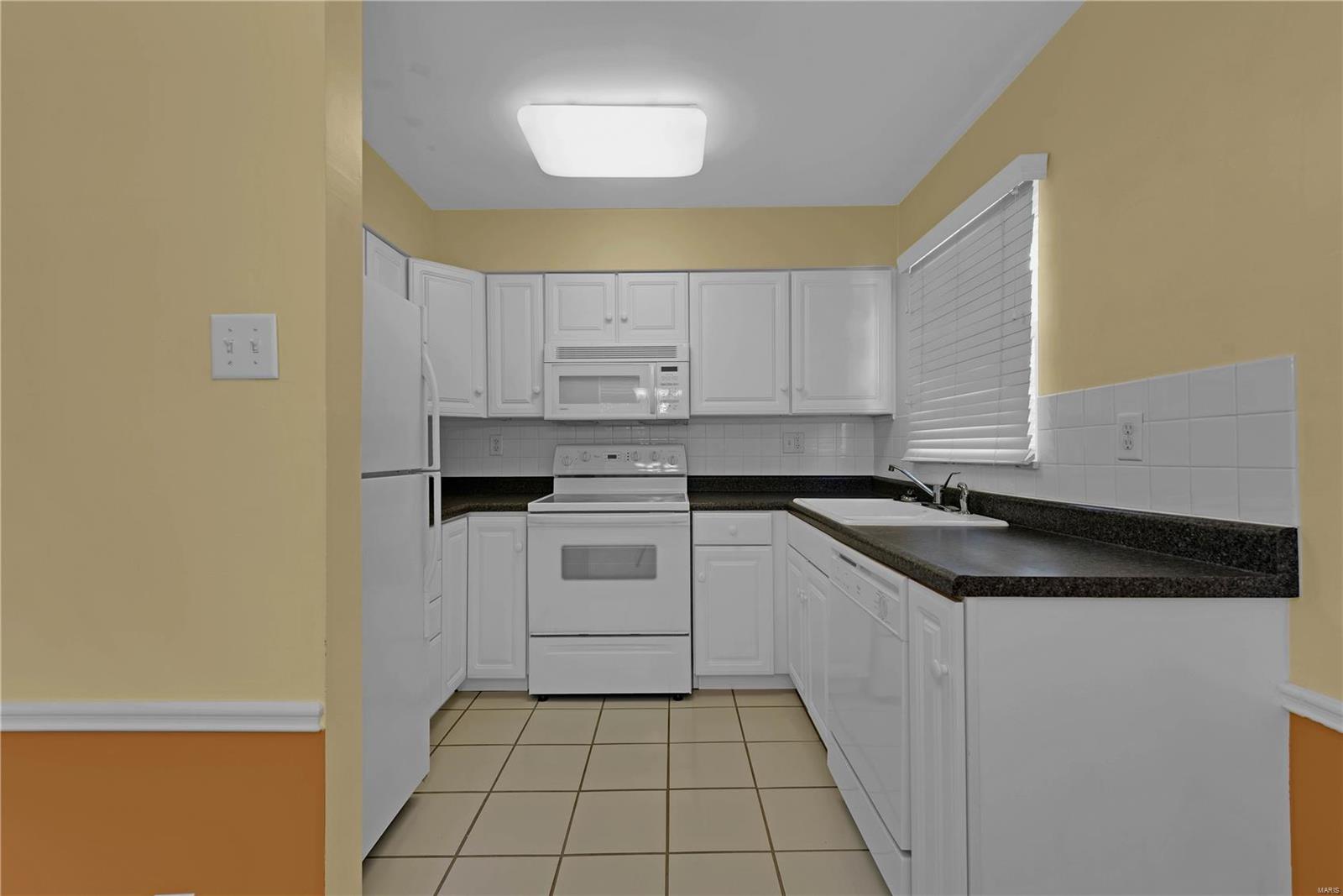 Candleberry Condo - Residential