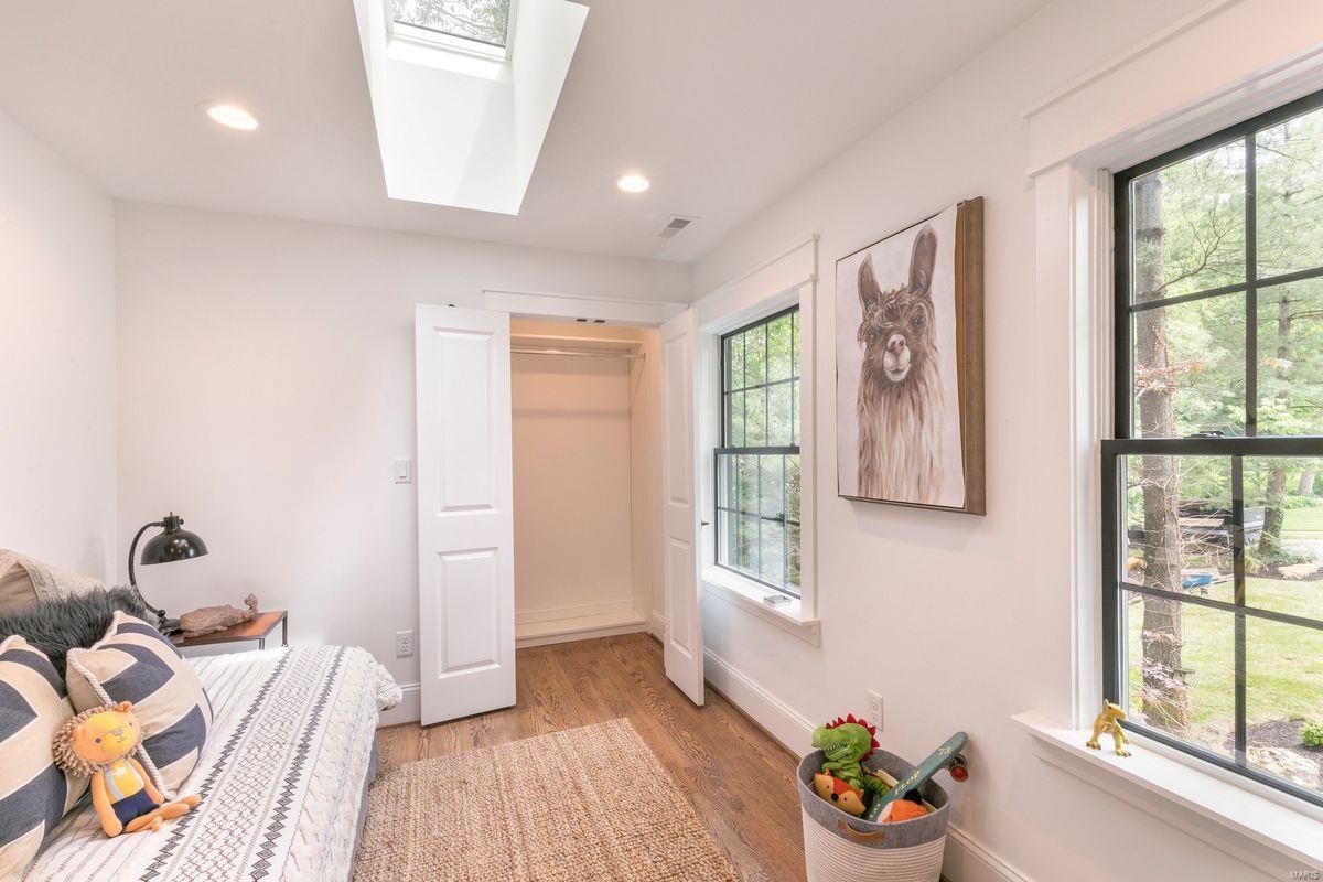 Sec 10 Township 44 R 5 - Residential