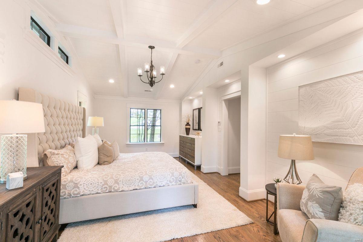 Sec 10 Township 44 R 5 - Residential